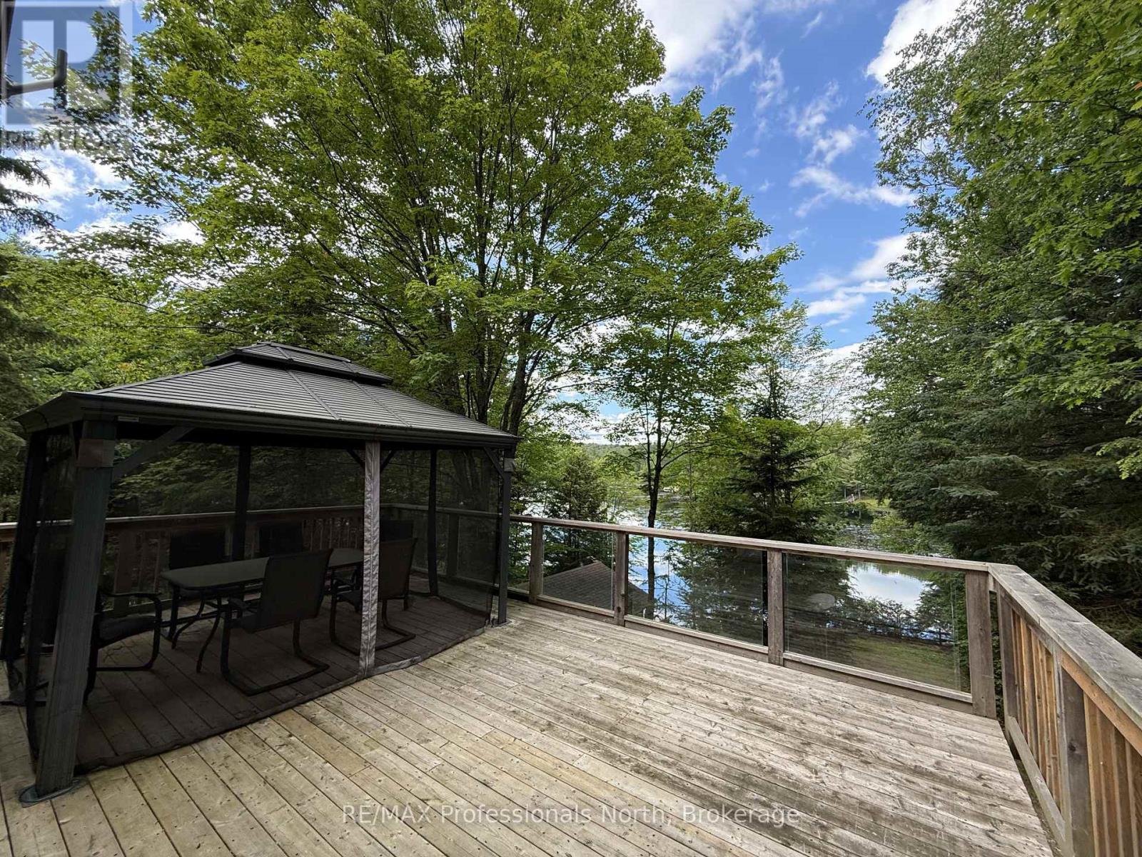#1 1162 BURLMARIE ROAD - 8