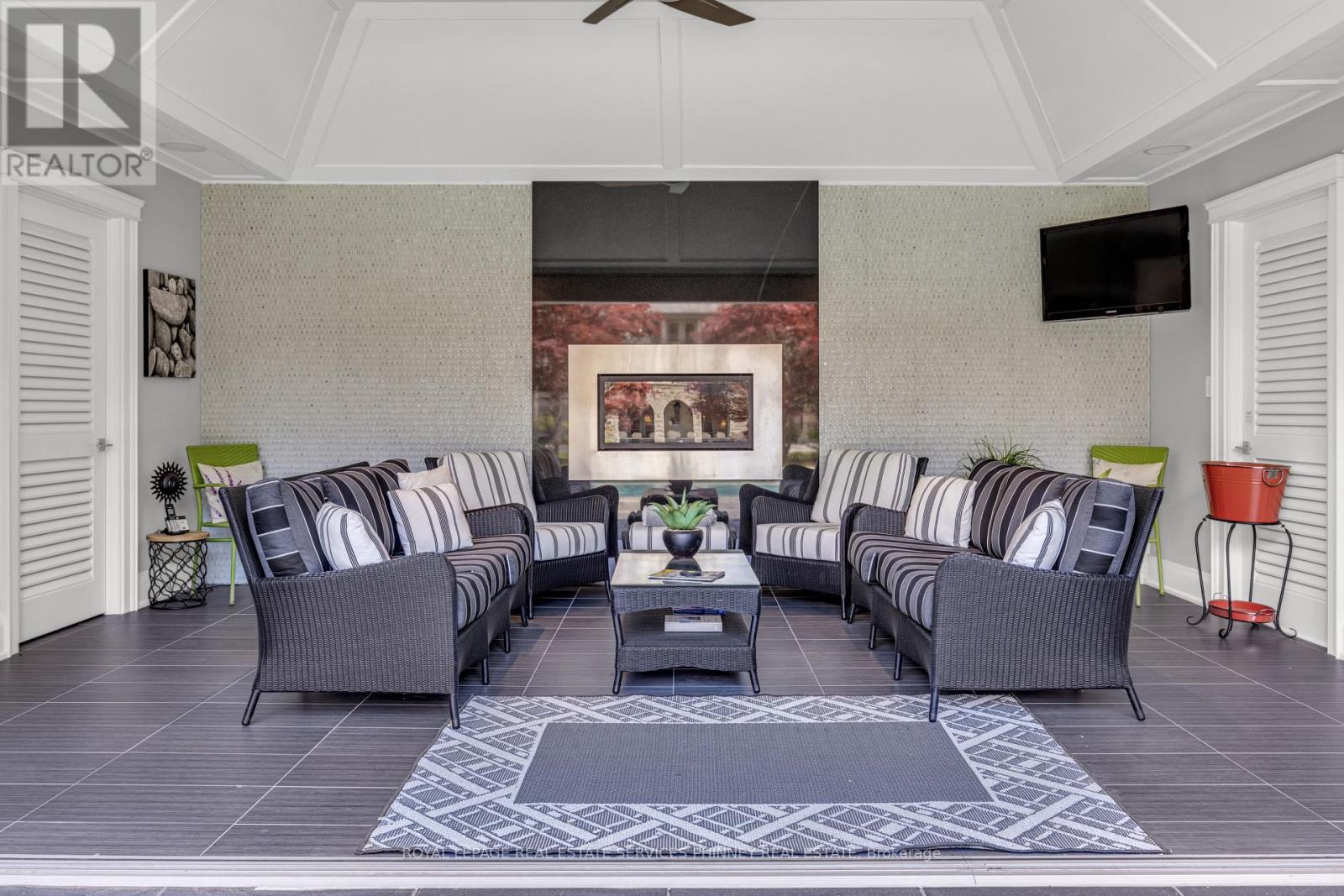 113 MAPLE GROVE DRIVE - 49