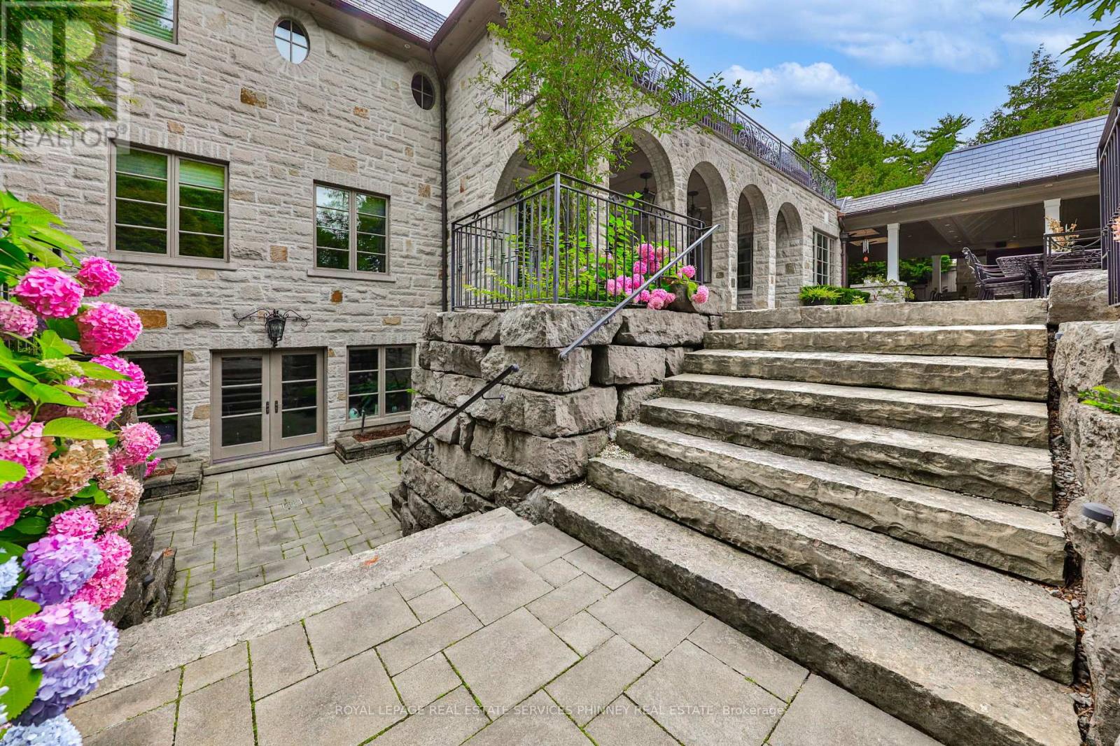 113 MAPLE GROVE DRIVE - 37