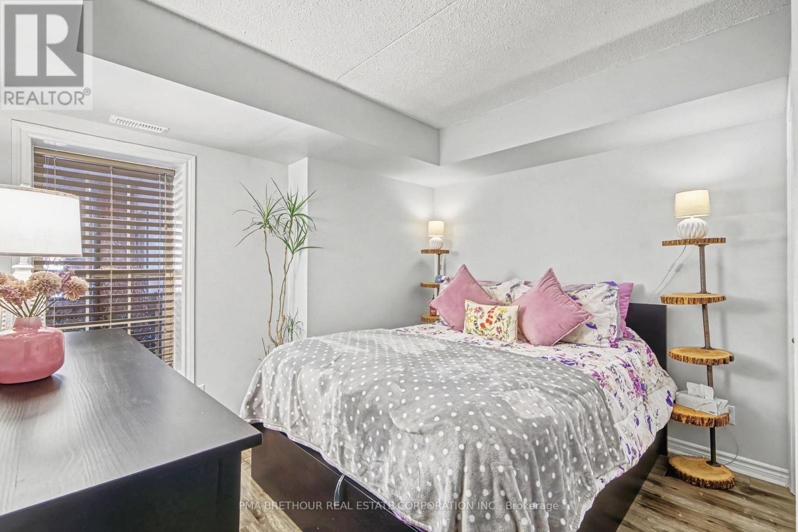 #106 4003 KILMER DRIVE - 16