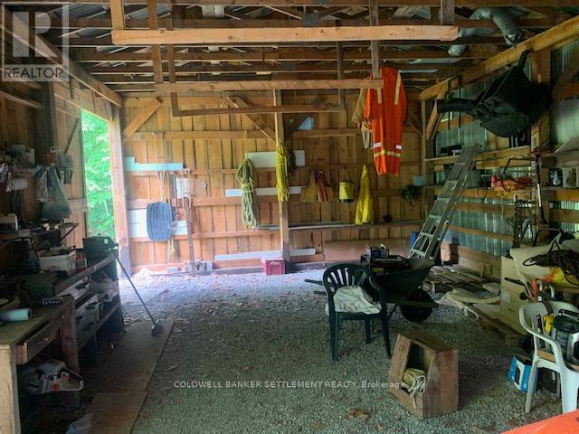 306 HANNA ROAD - 8