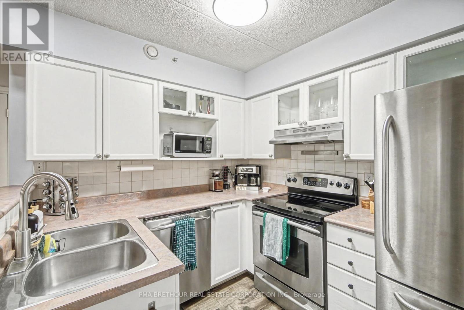 #106 4003 KILMER DRIVE - 14