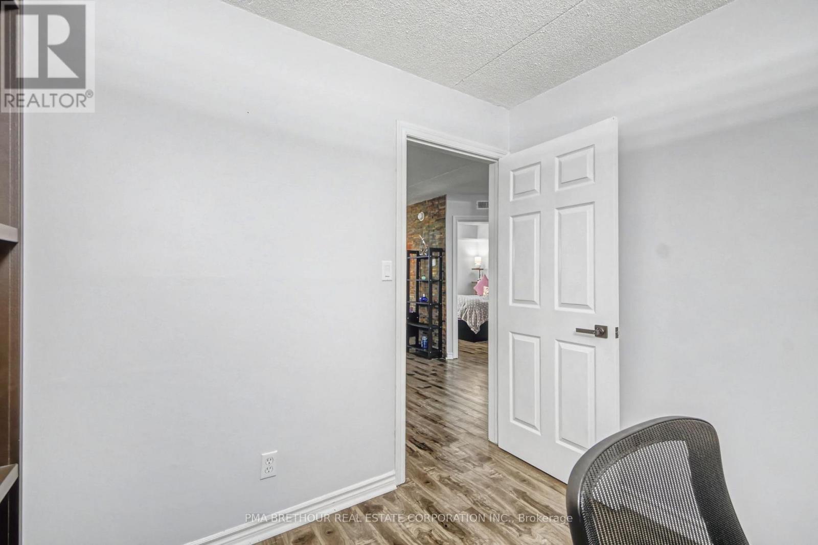 #106 4003 KILMER DRIVE - 11