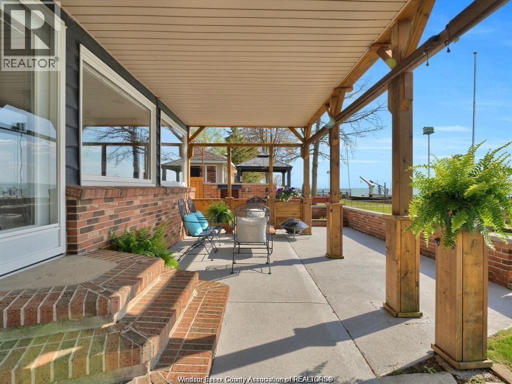 39 WOODBRIDGE DRIVE - 31