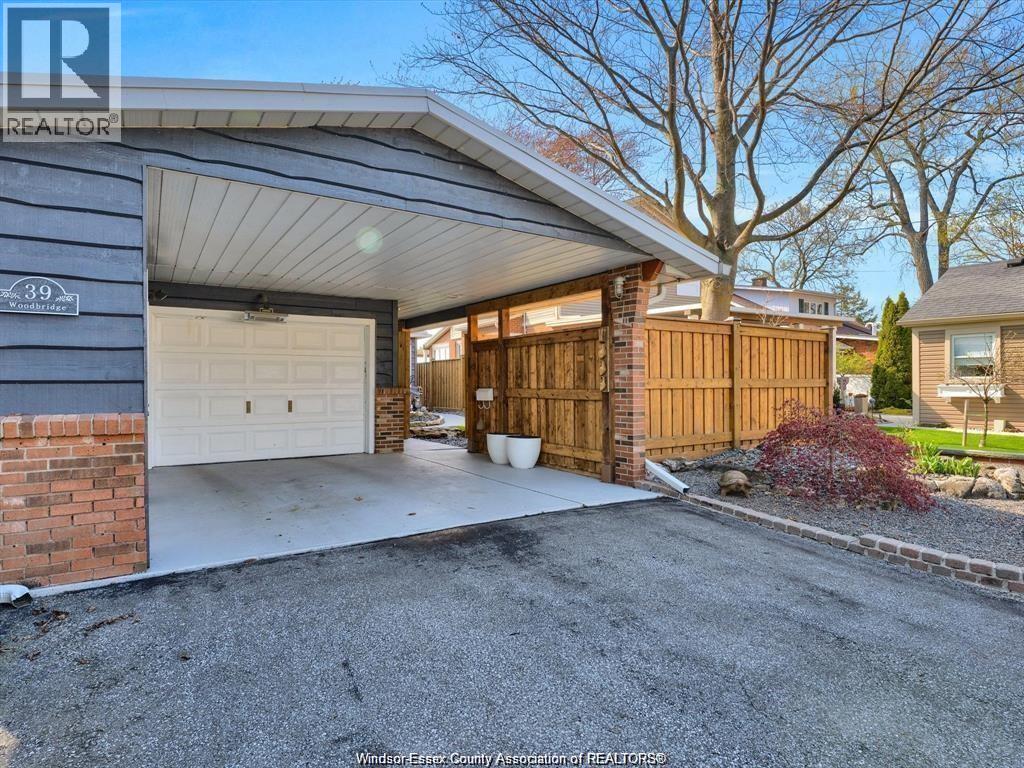 39 WOODBRIDGE DRIVE - 36