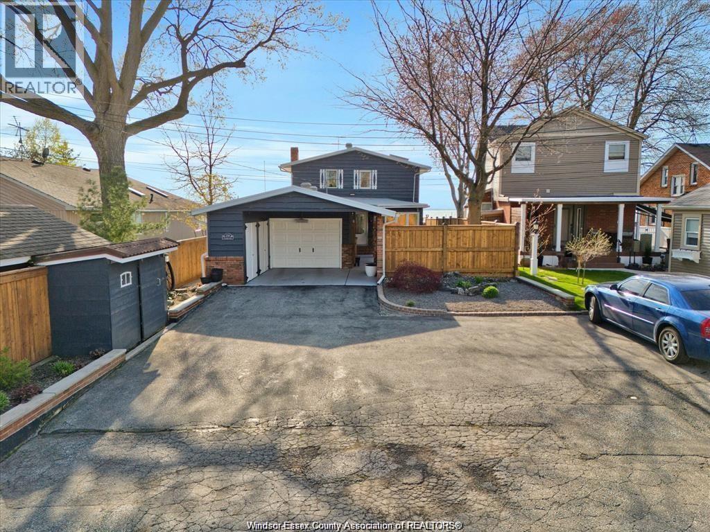 39 WOODBRIDGE DRIVE - 37