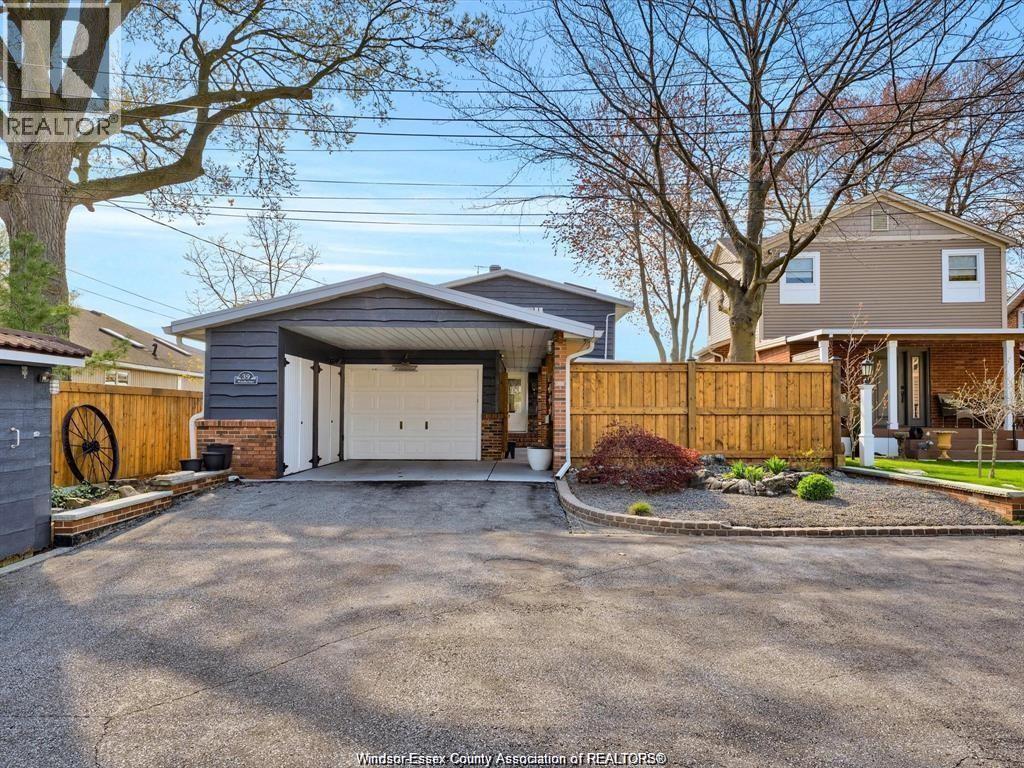39 WOODBRIDGE DRIVE - 38