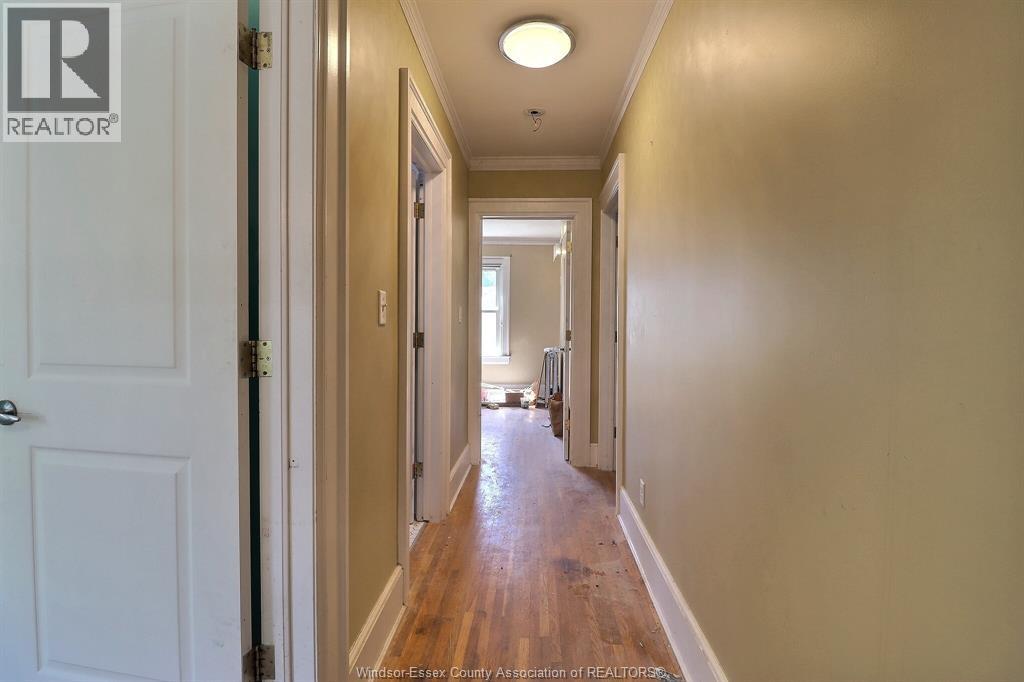 956 VICTORIA - 22