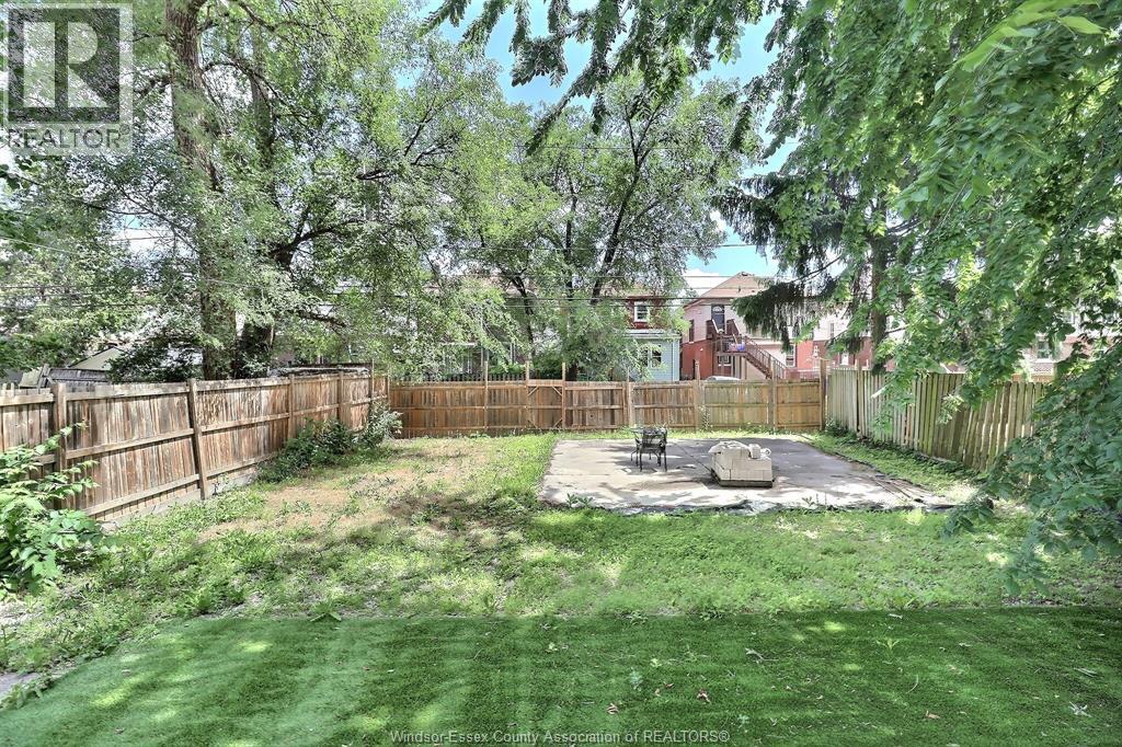 956 VICTORIA - 41
