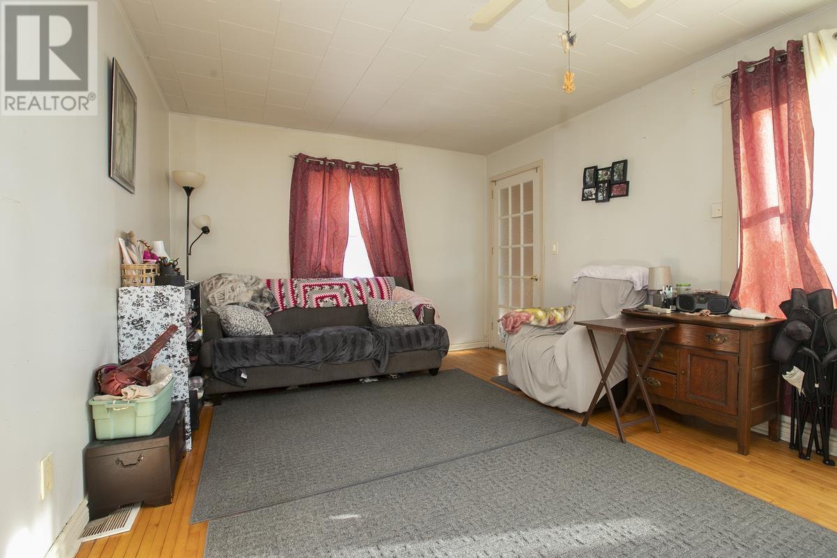 133 Bellevue AVE - 10