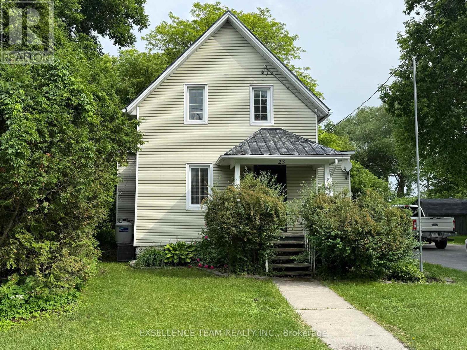 23 MECHANIC STREET E - 1