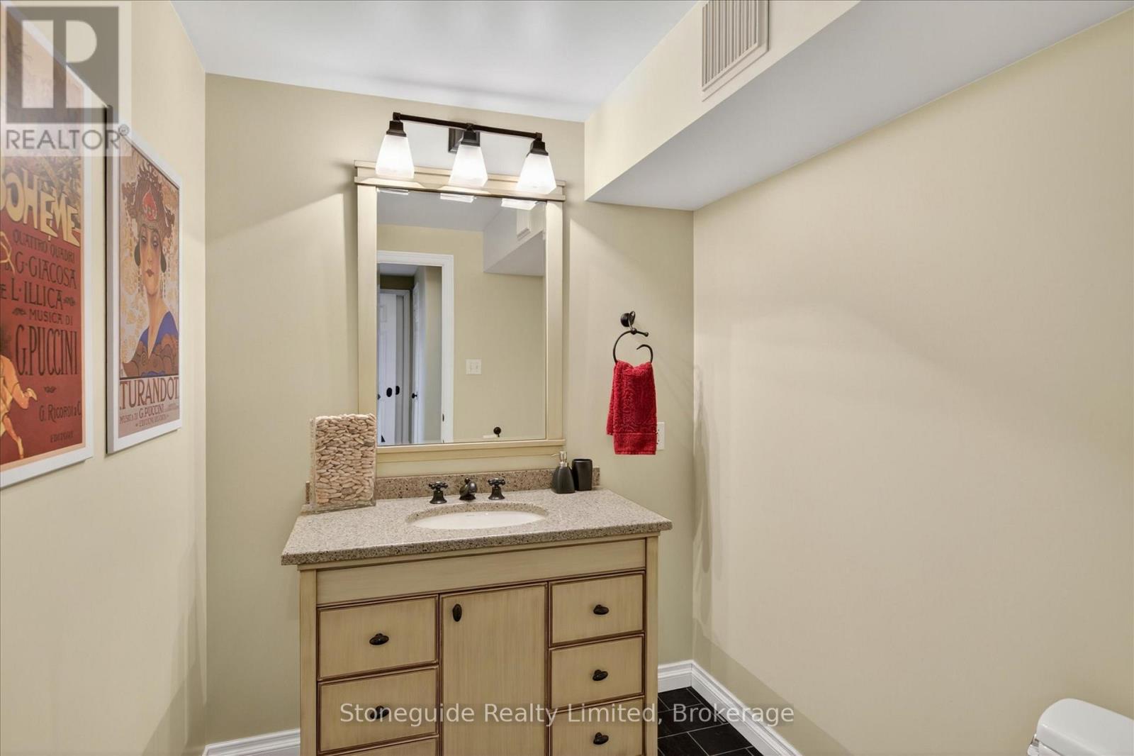 1580 COLLEGE PARK DRIVE - 32
