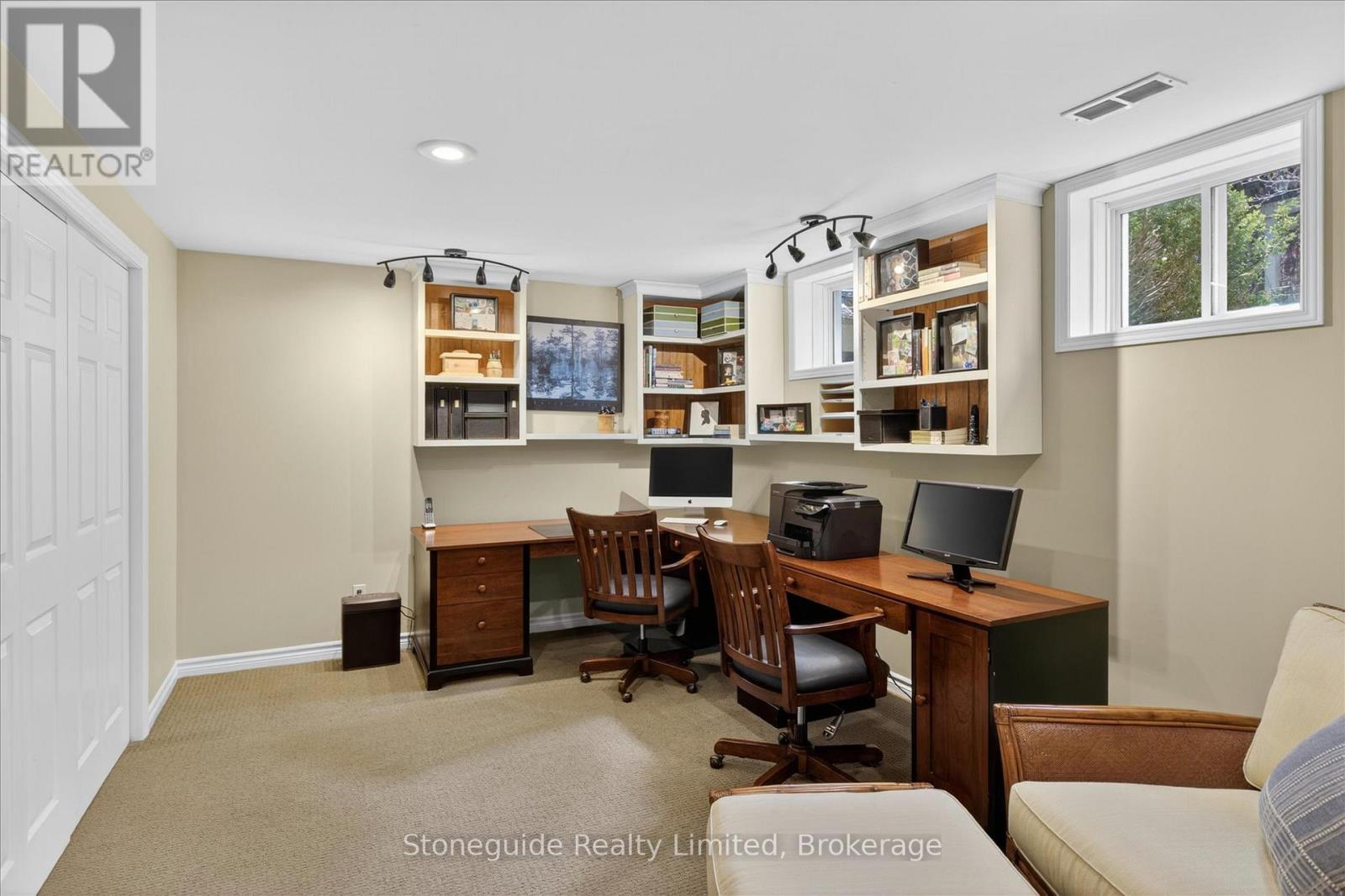 1580 COLLEGE PARK DRIVE - 34