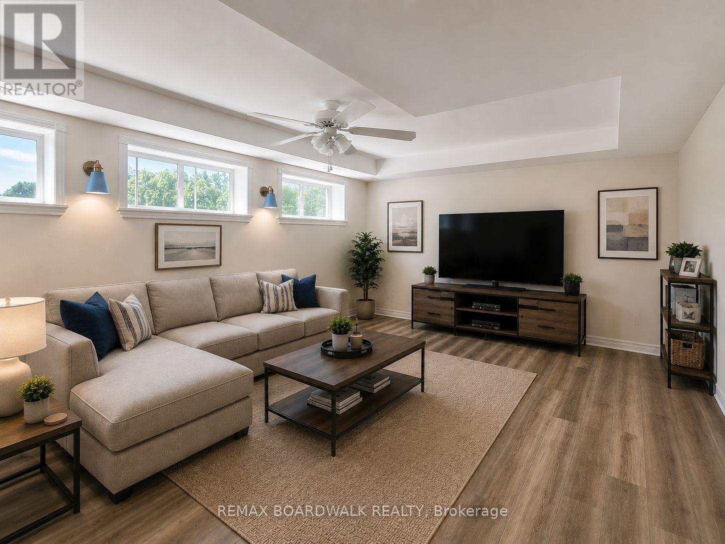 1918 ROSEDALE ROAD N - 31