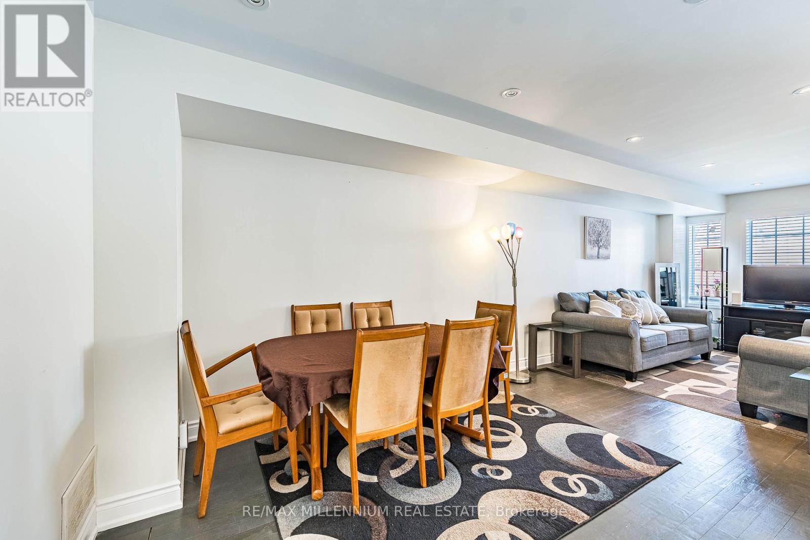 #36 36 SPADINA ROAD - 4