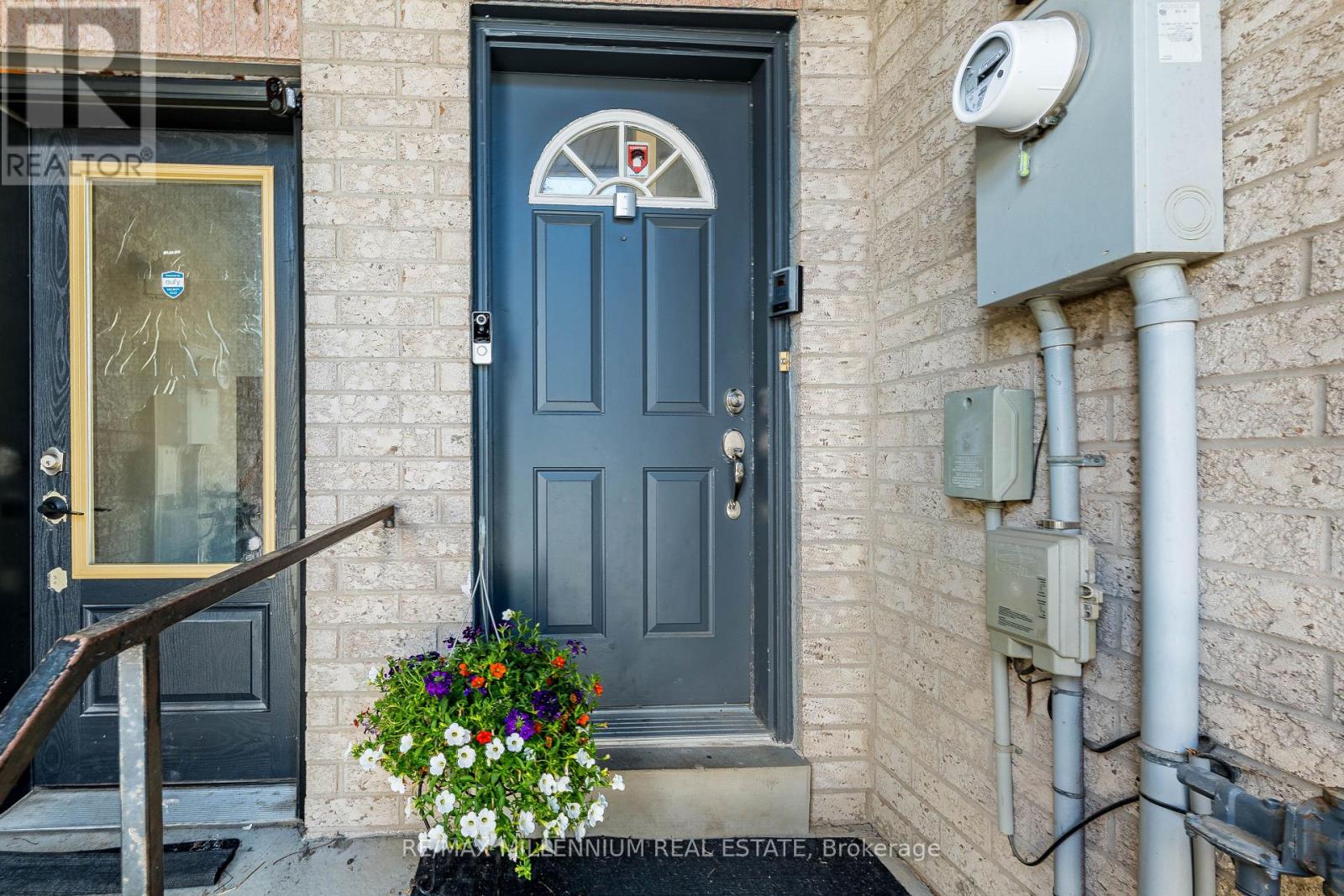 #36 36 SPADINA ROAD - 41