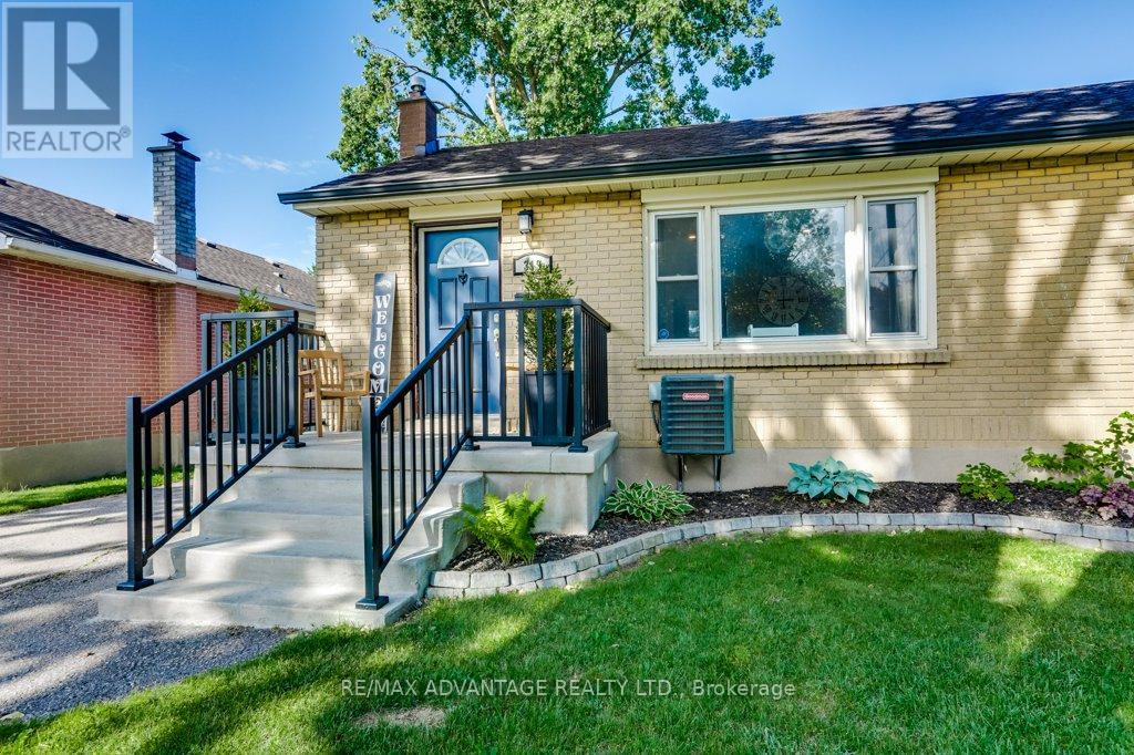 319 MANITOBA STREET - 3