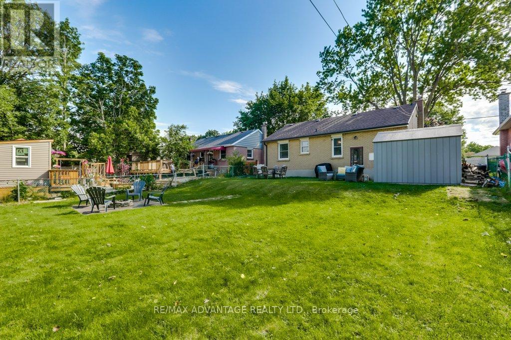 319 MANITOBA STREET - 32
