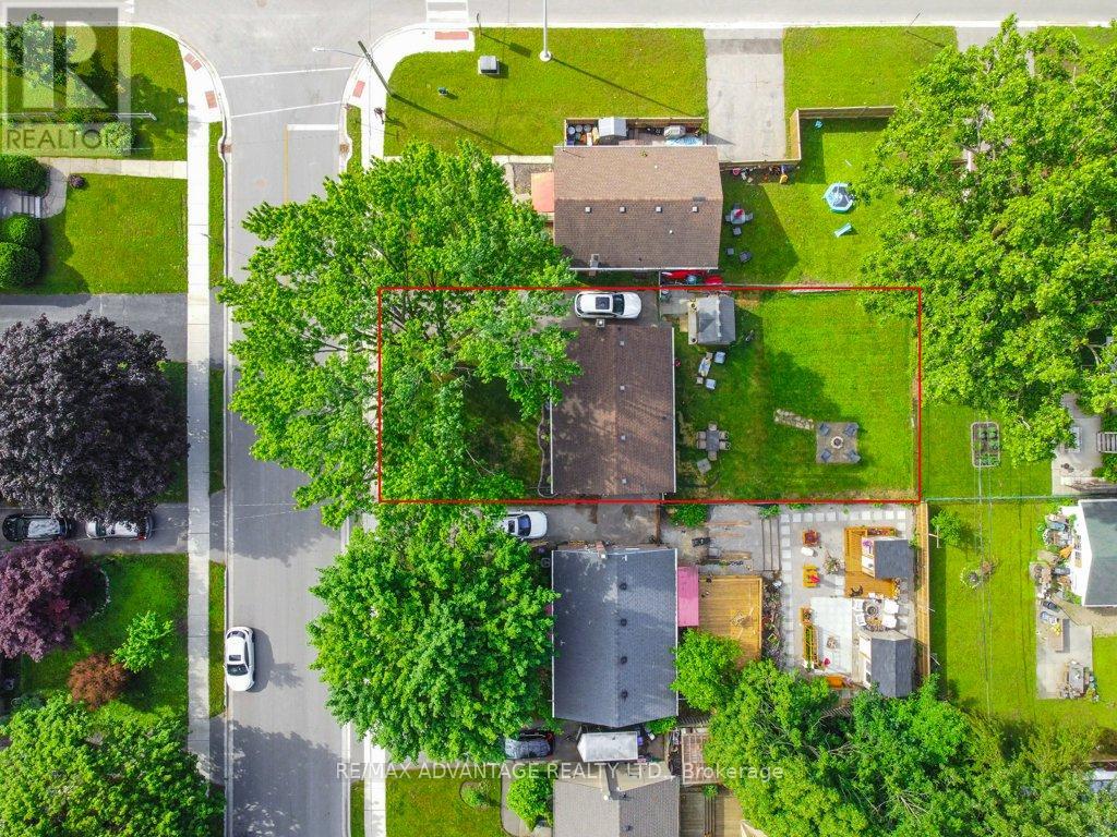 319 MANITOBA STREET - 36