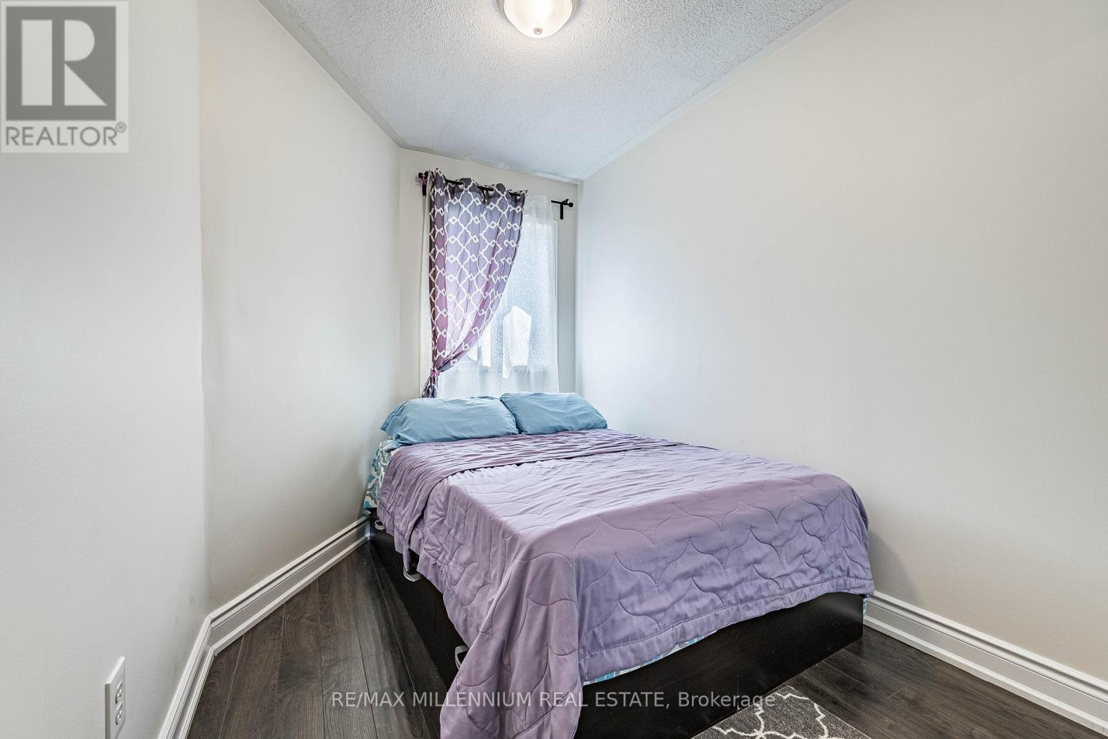#36 36 SPADINA ROAD - 33