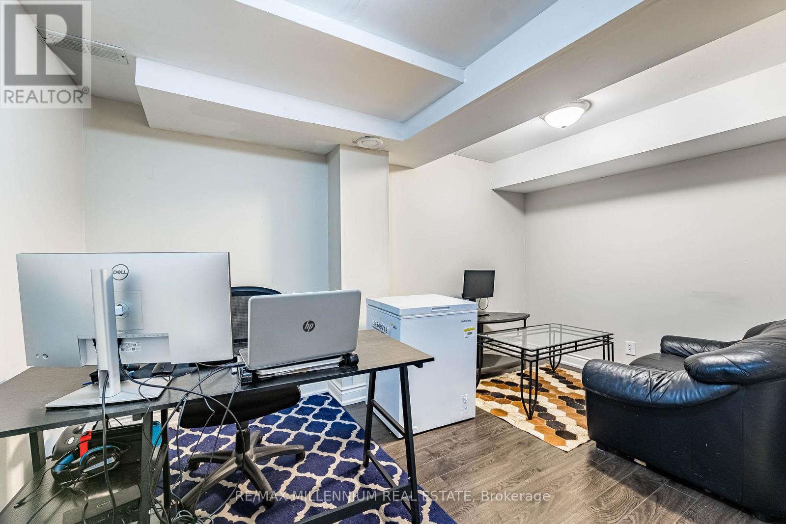 #36 36 SPADINA ROAD - 37