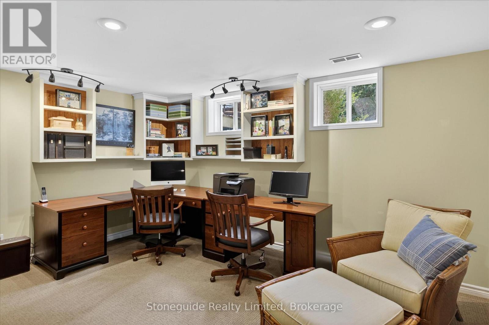 1580 COLLEGE PARK DRIVE - 27