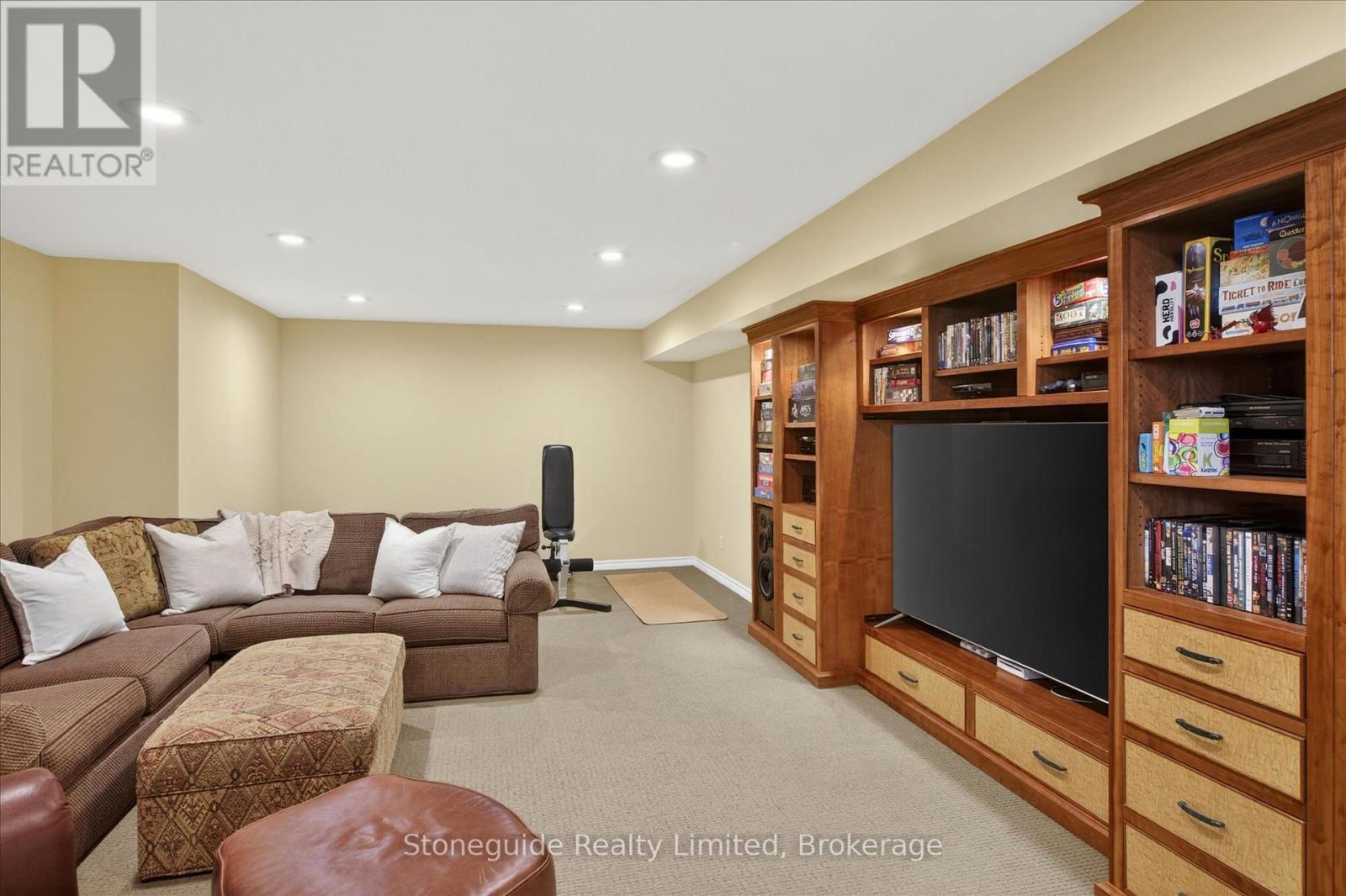 1580 COLLEGE PARK DRIVE - 29