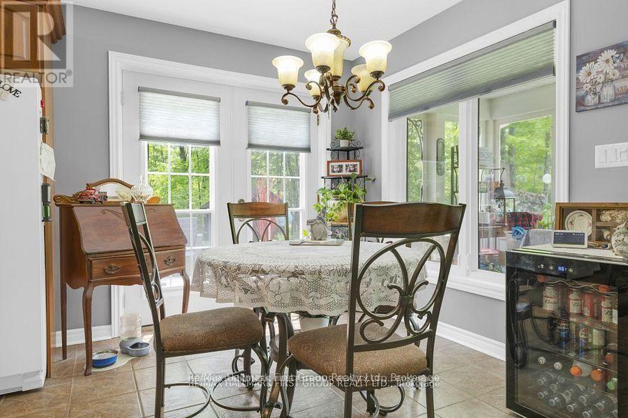 1571 CORDOVA ROAD - 15