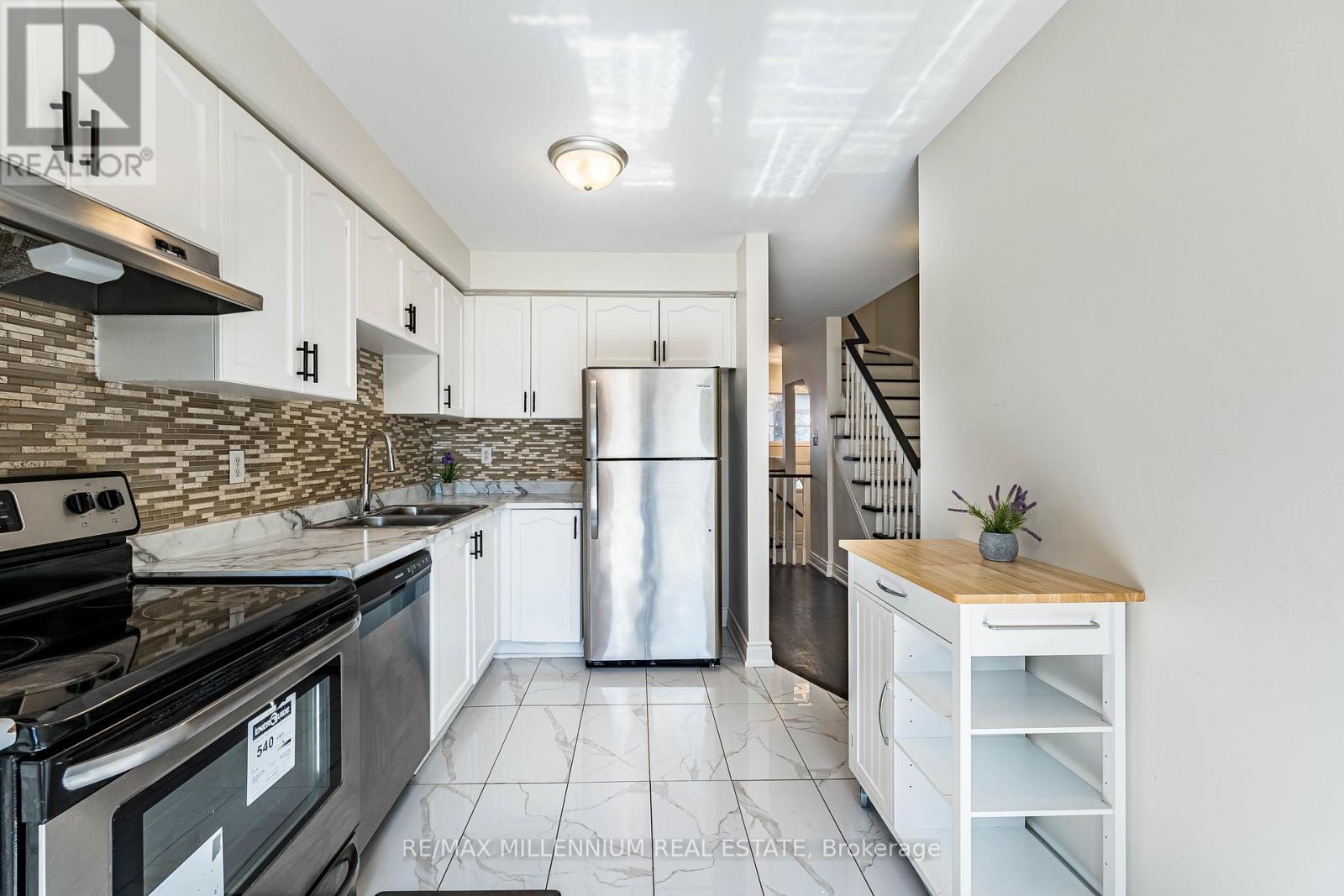 #36 36 SPADINA ROAD - 16