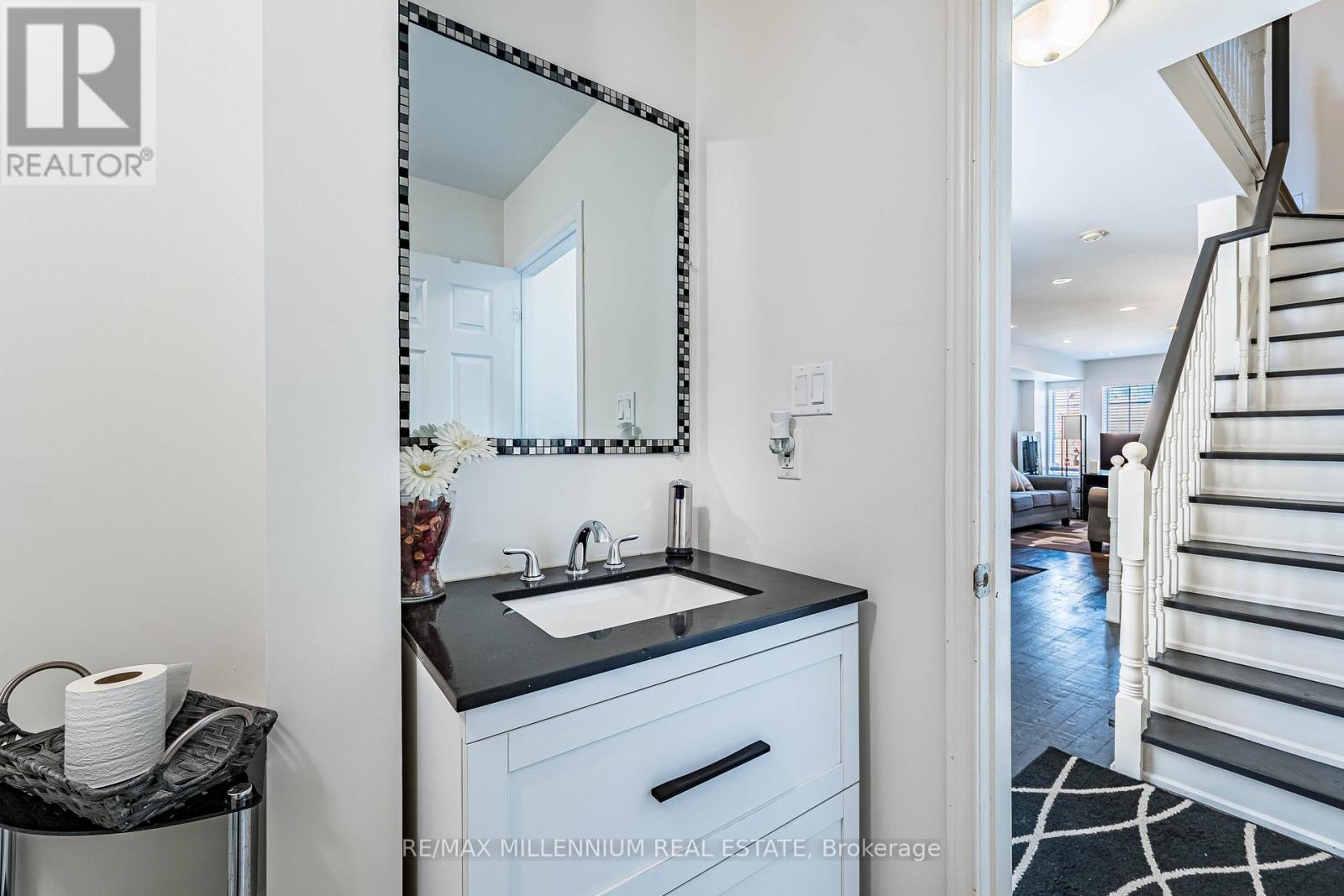 #36 36 SPADINA ROAD - 12