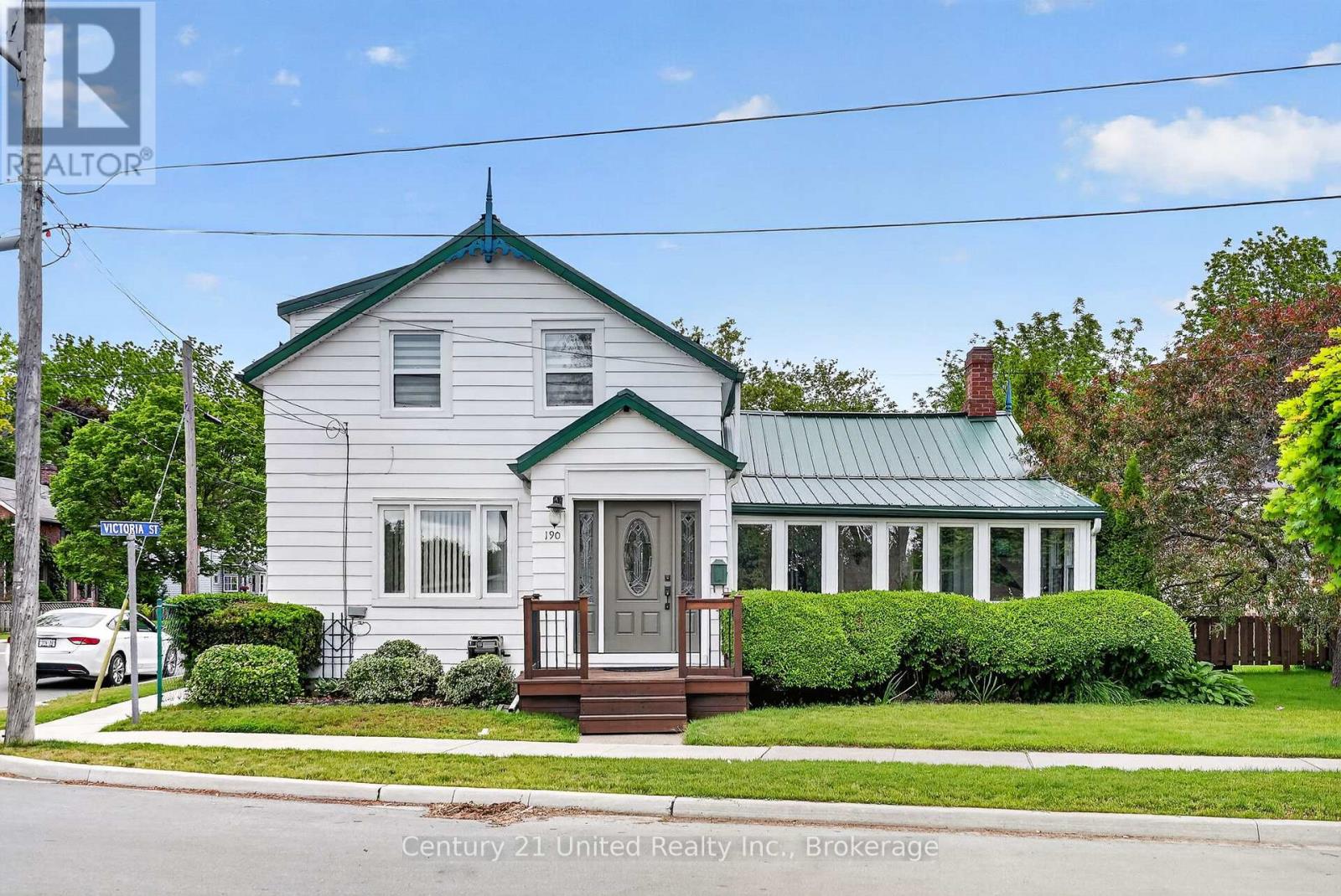190 BLAKE STREET - 1