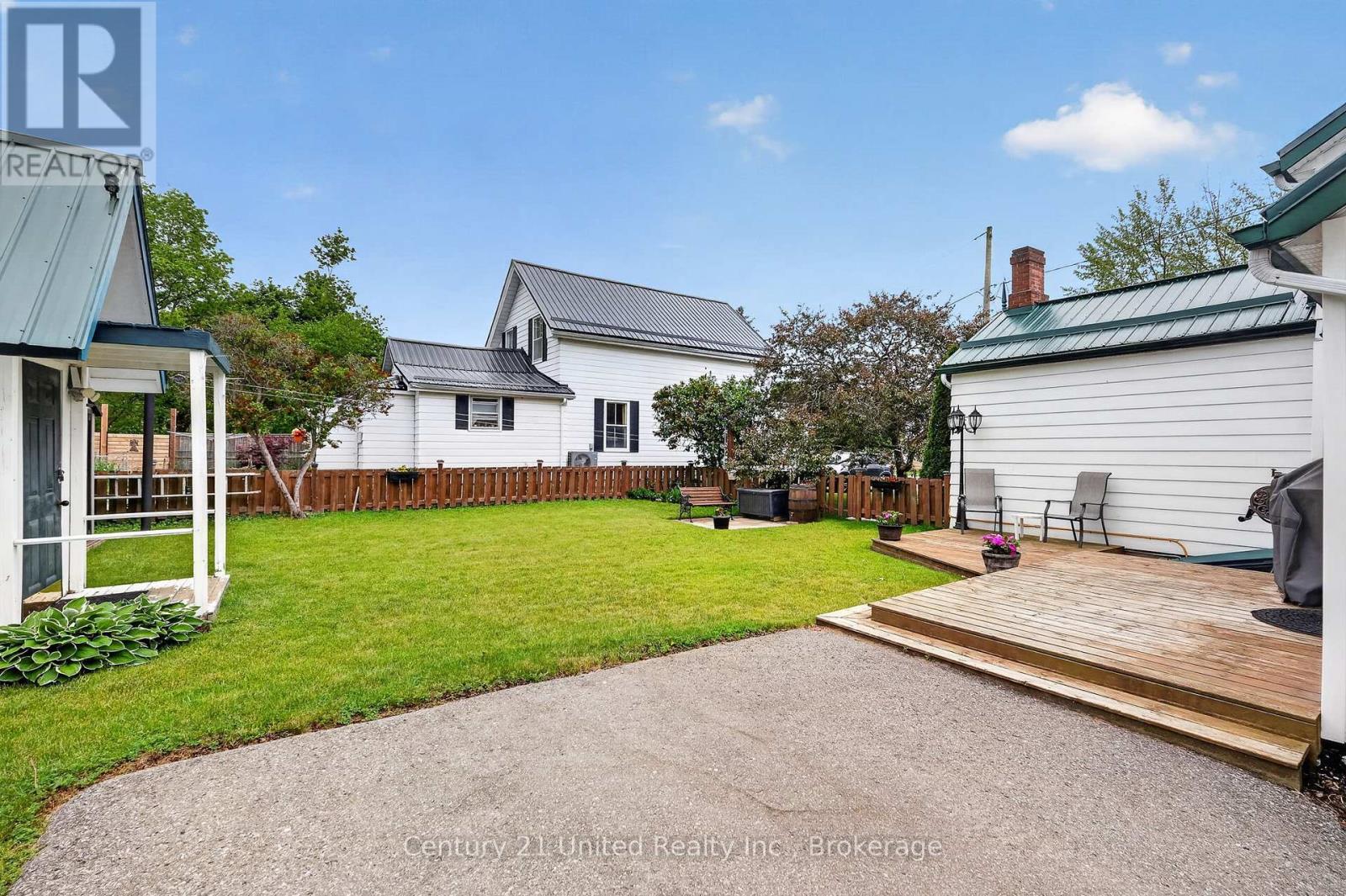 190 BLAKE STREET - 40