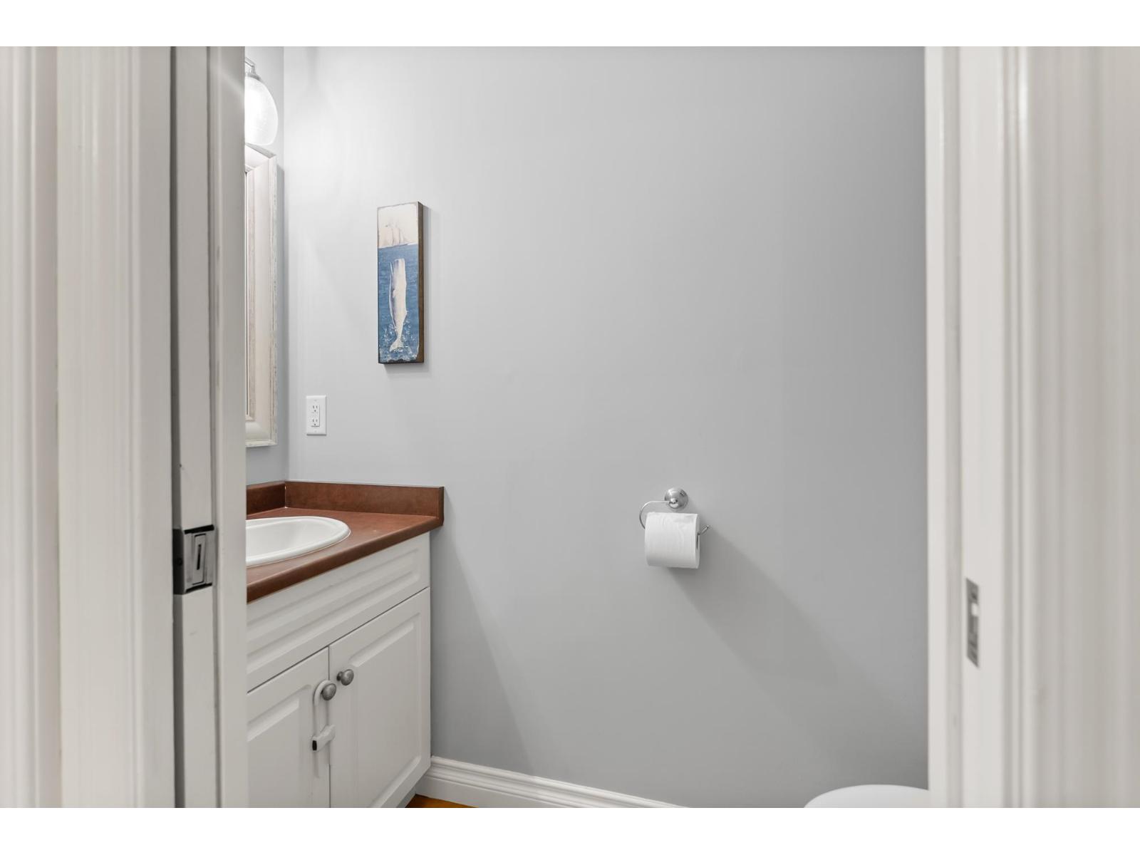 3 Bed, 3 Bath House for Sale in Abbotsford – 20 33321 GEORGE FERGUSON WAY, Abbotsford – MLS# R3126717 - Image 14