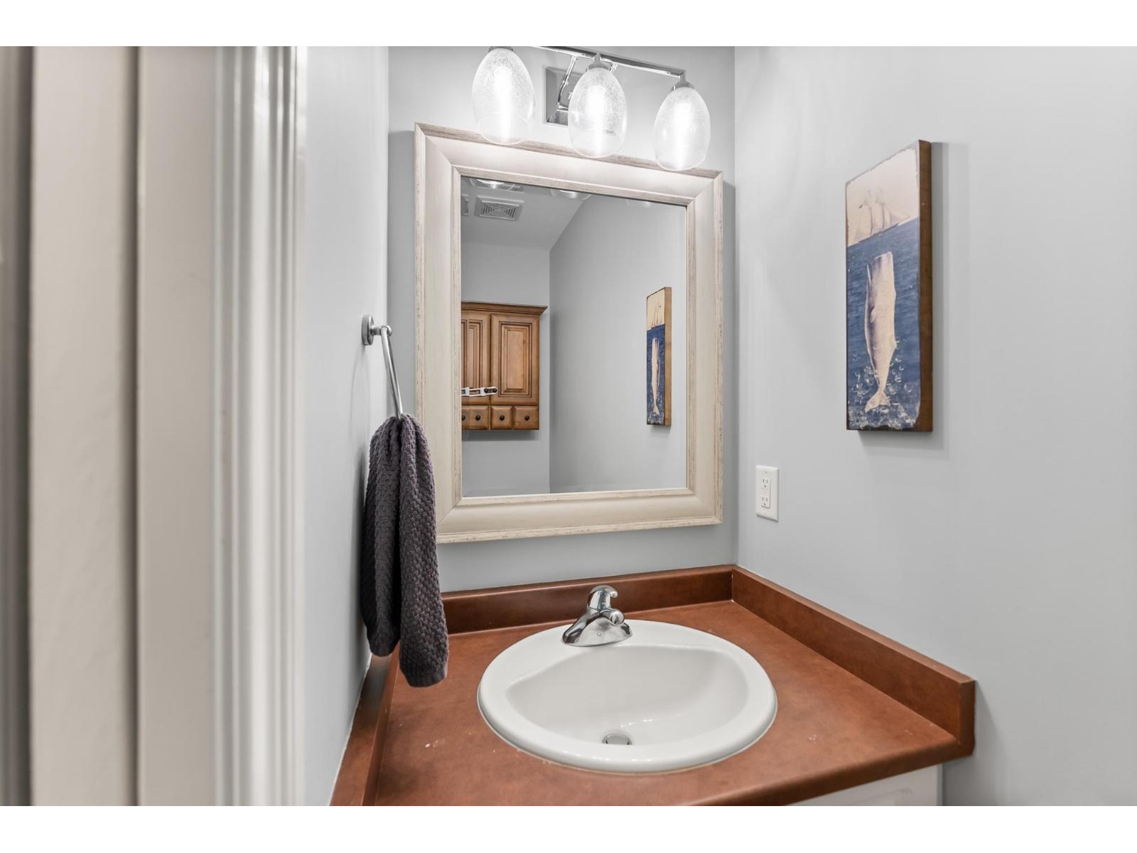 3 Bed, 3 Bath House for Sale in Abbotsford – 20 33321 GEORGE FERGUSON WAY, Abbotsford – MLS# R3126717 - Image 15