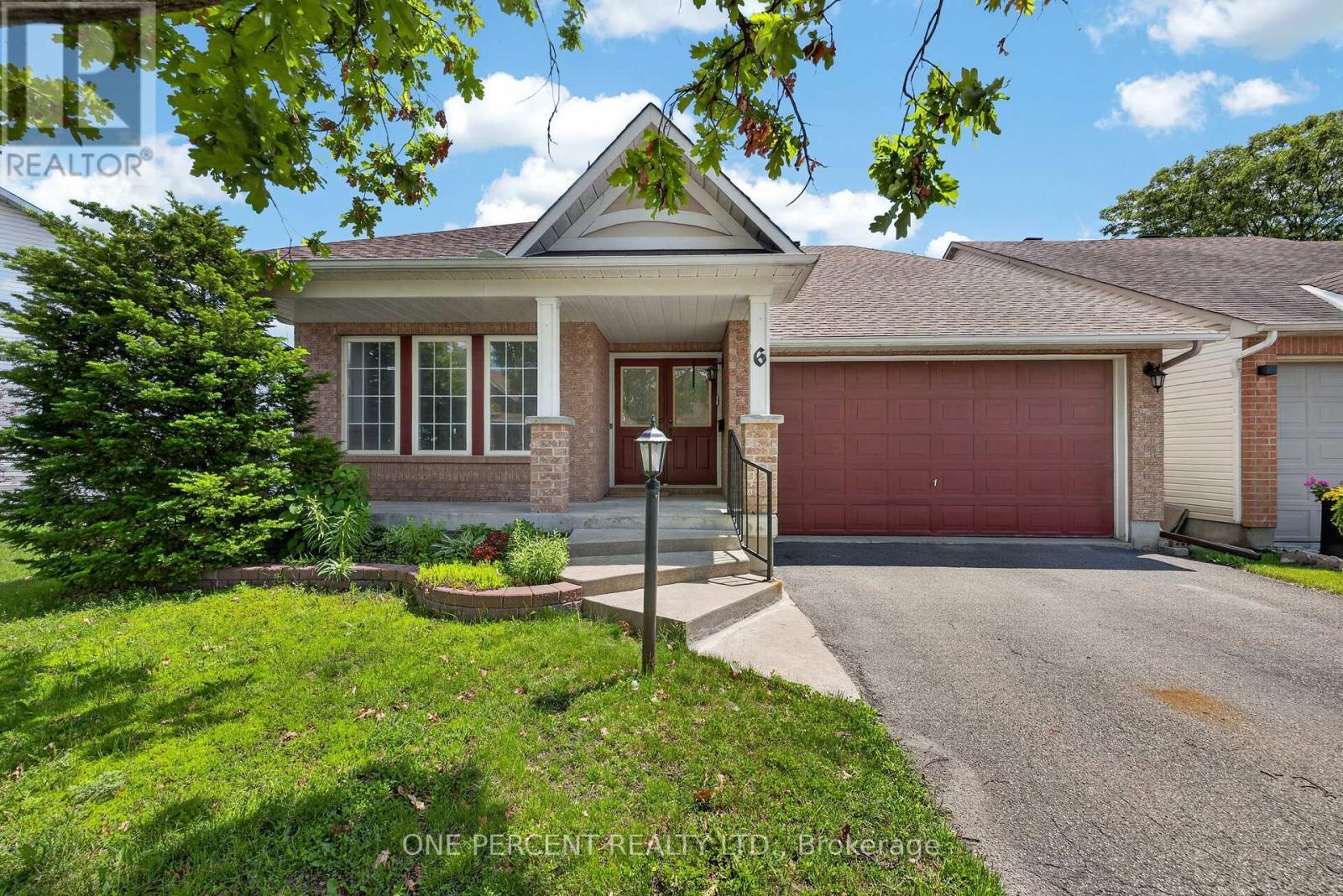 6 WINDCHIME CRESCENT - 1