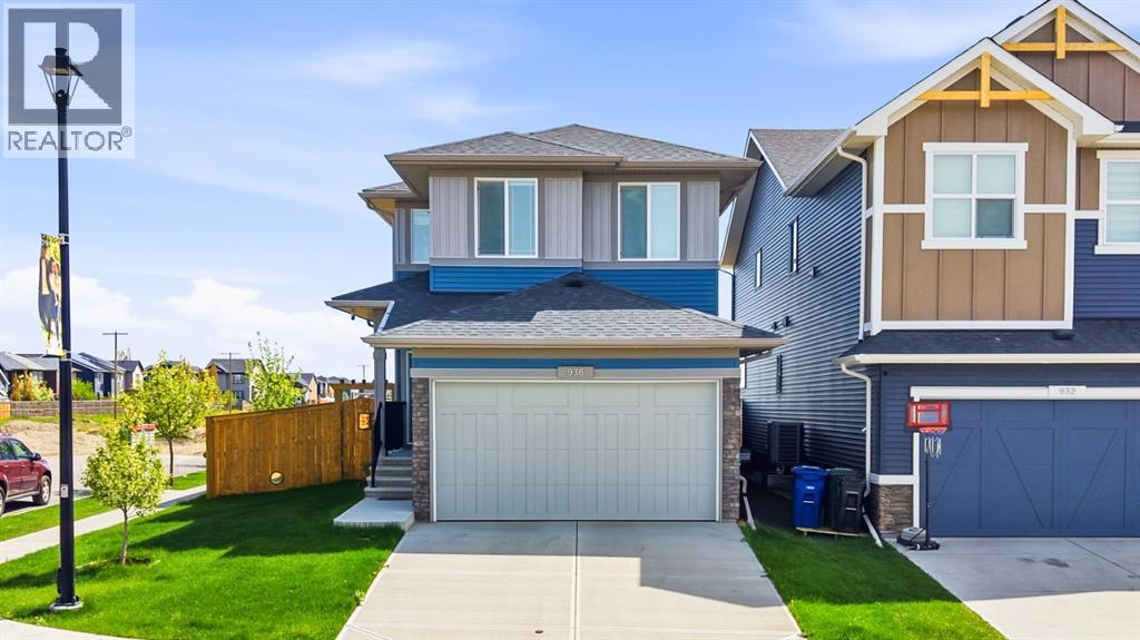 936 Langholm Drive SE - photo 2