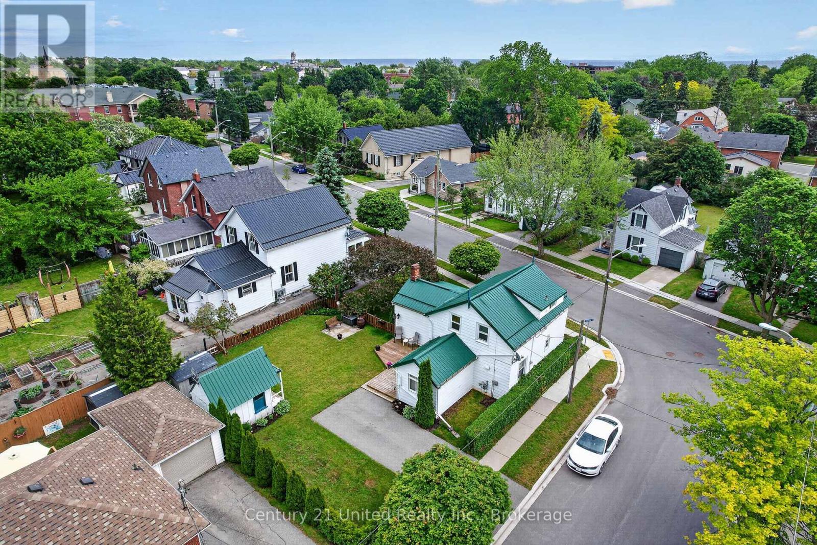 190 BLAKE STREET - 43