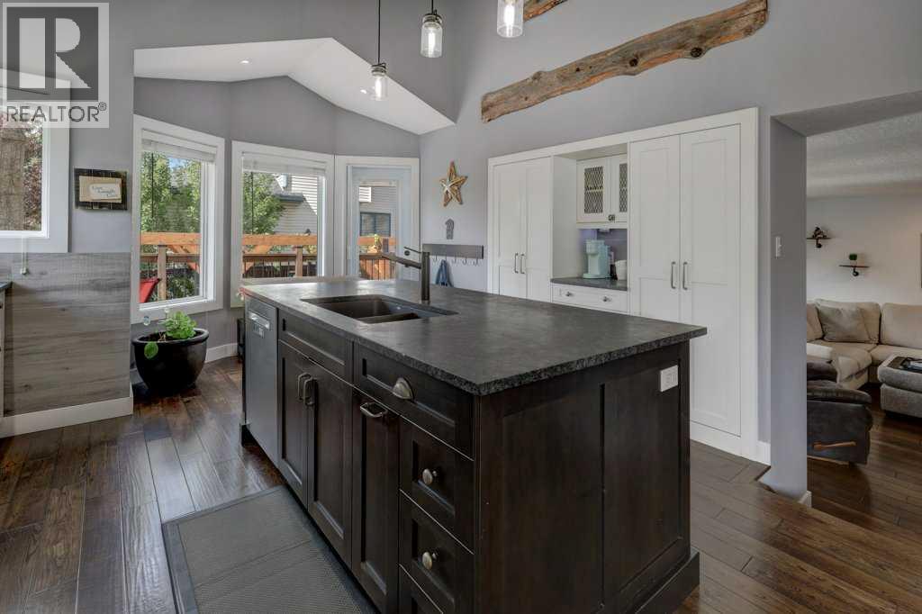 201 Riverview Green — photo 11