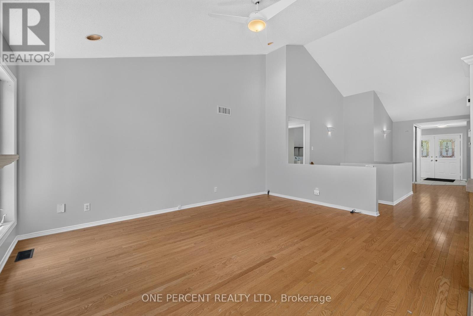 6 WINDCHIME CRESCENT - 21