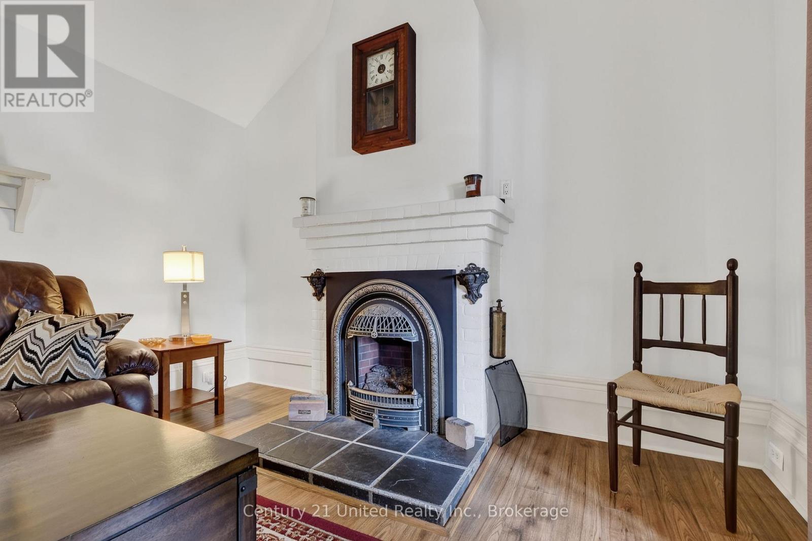 190 BLAKE STREET - 14