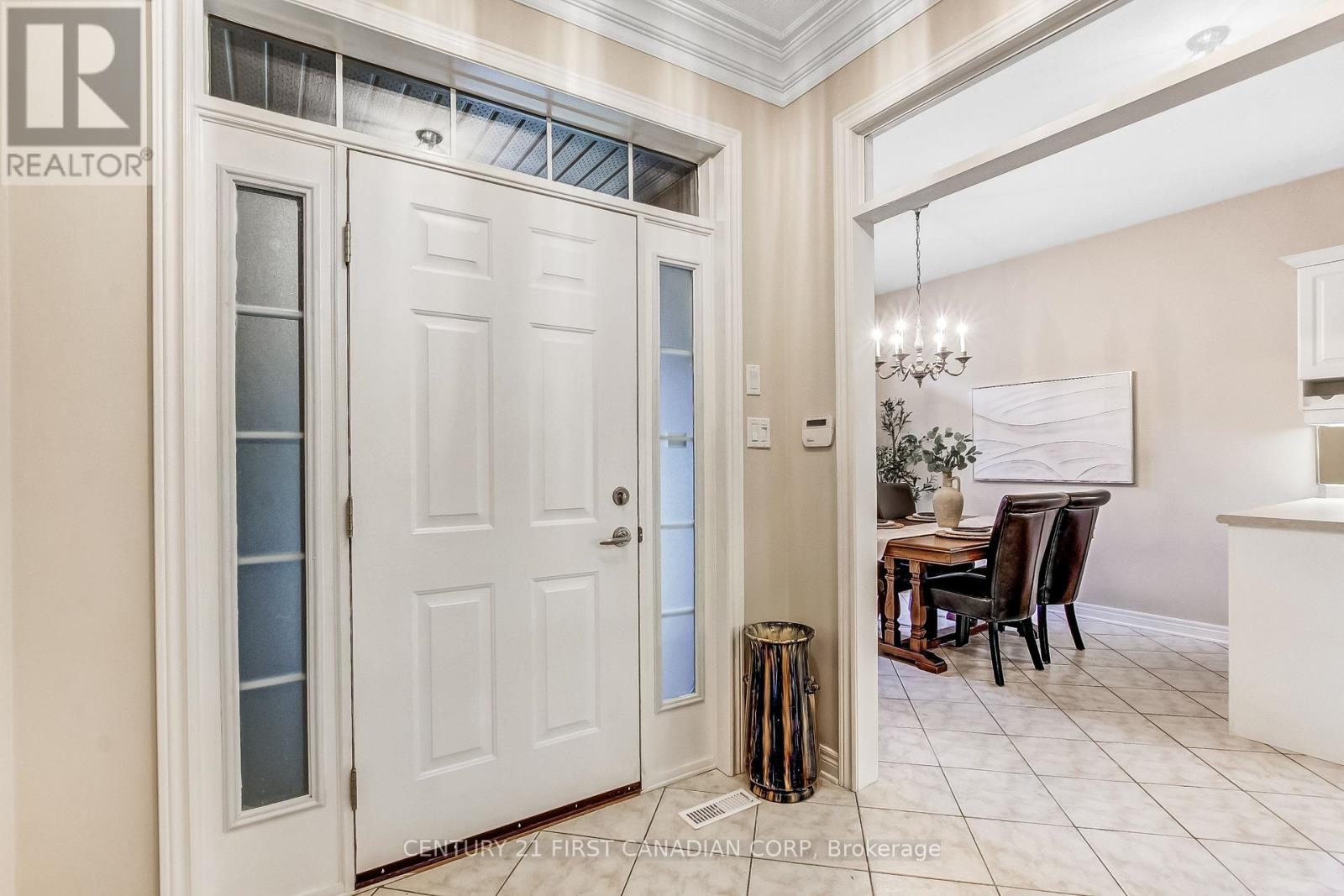 #11 417 HYDE PARK ROAD - 5