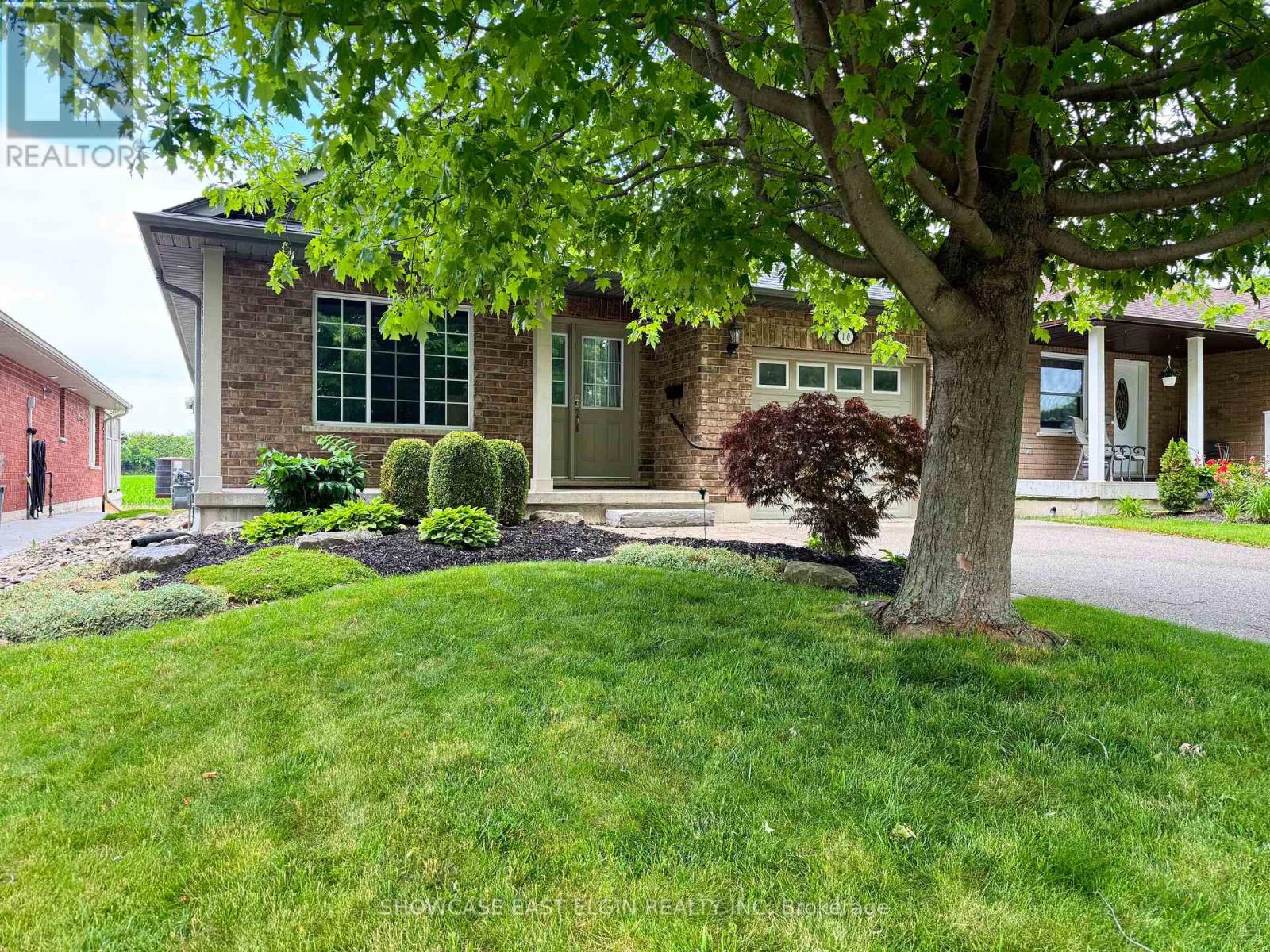 10 HOLLAND AVENUE - 1