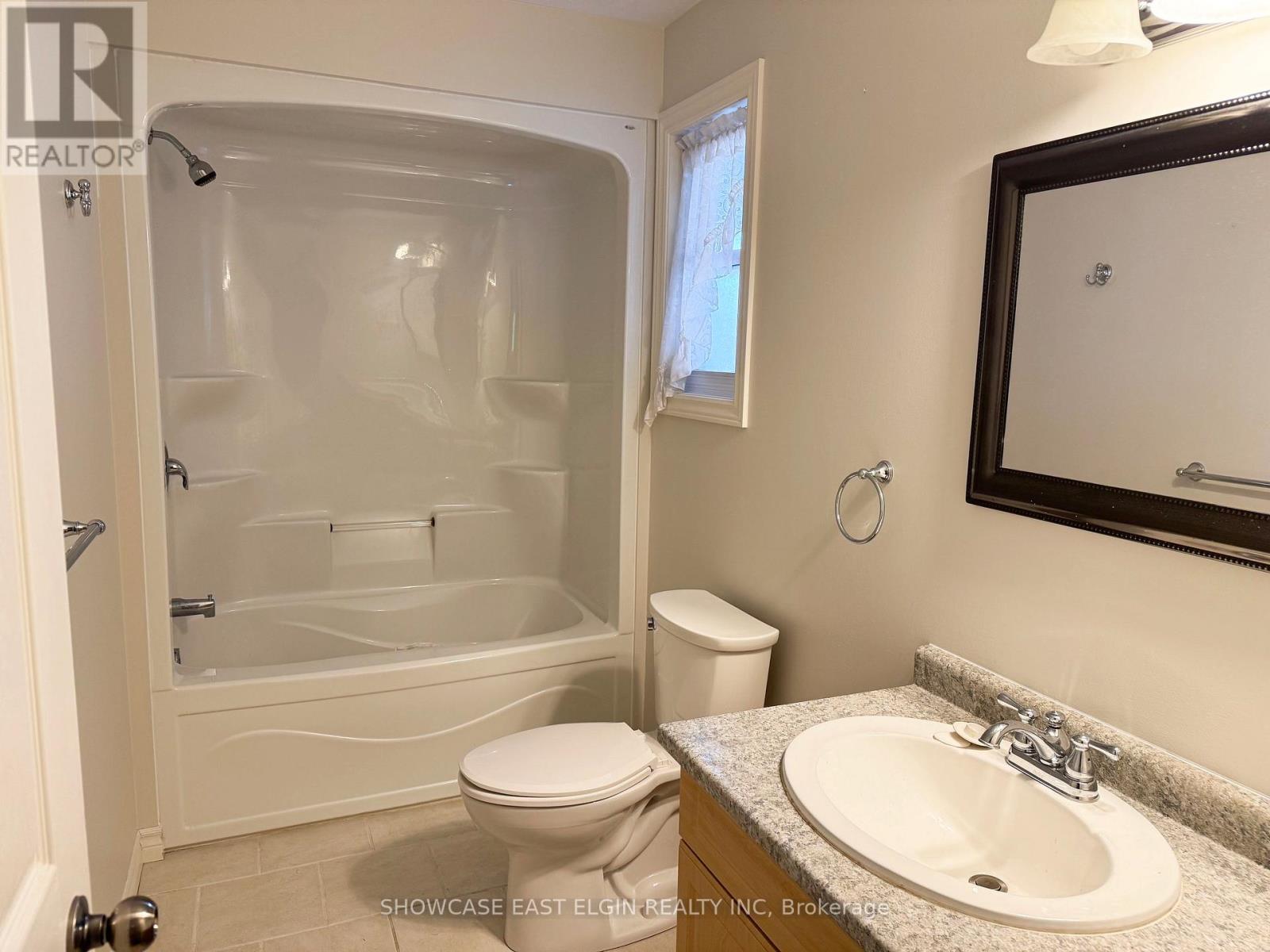 10 HOLLAND AVENUE - 13