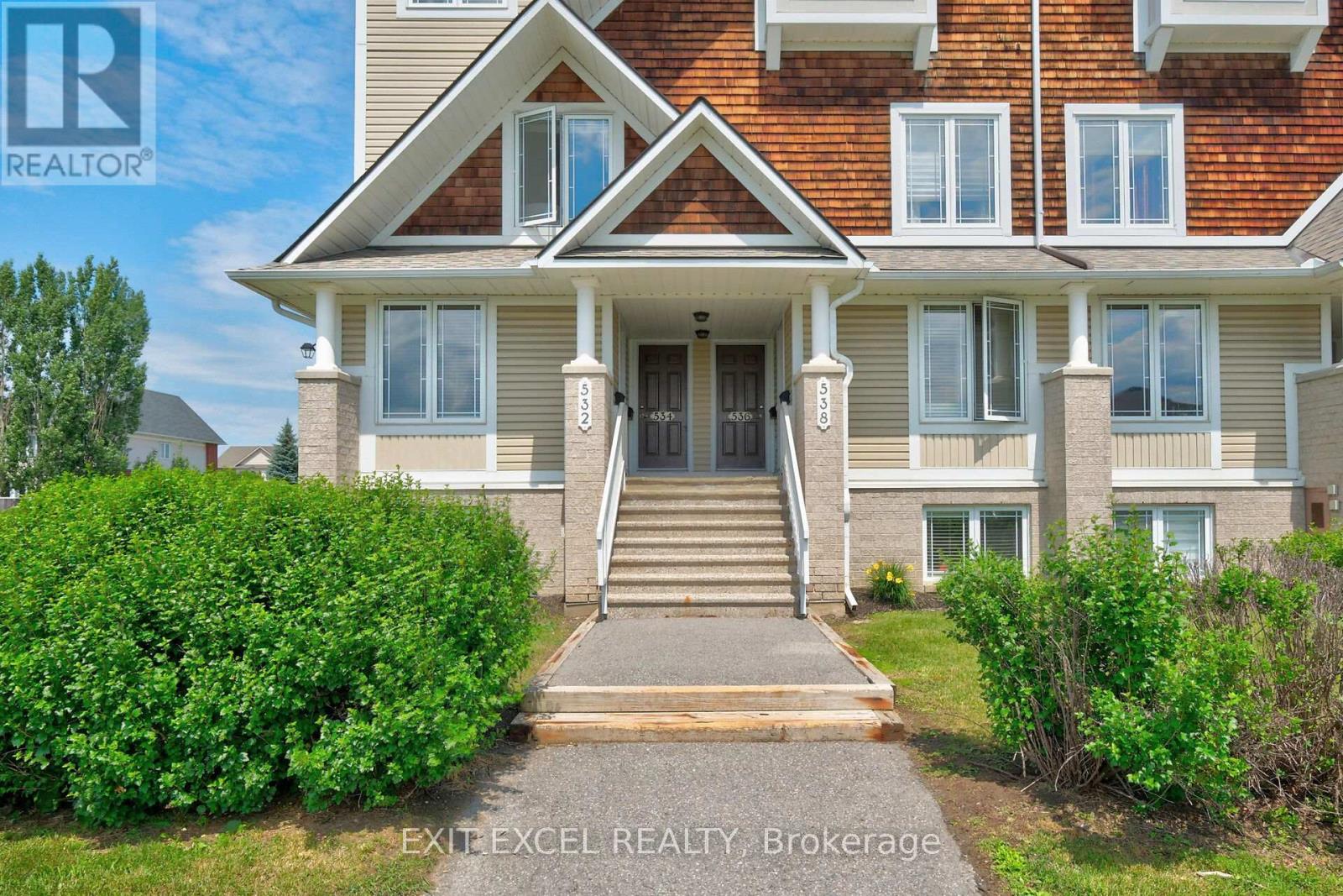#1 532 LAKERIDGE DRIVE - 3