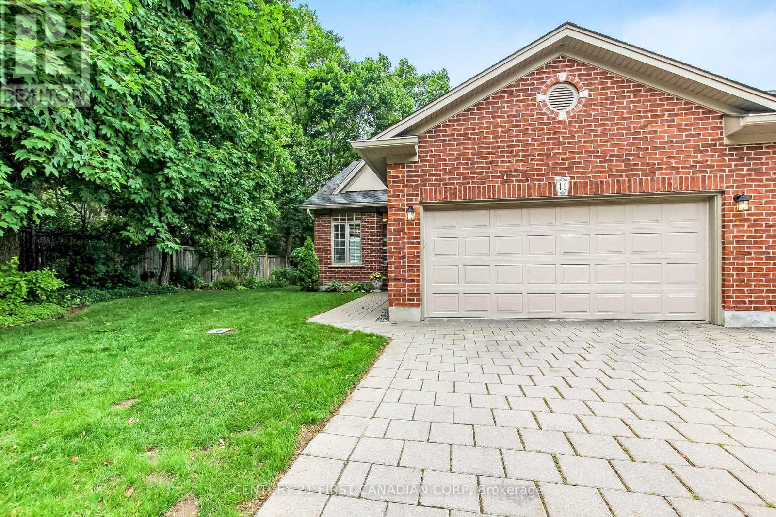 #11 417 HYDE PARK ROAD - 1