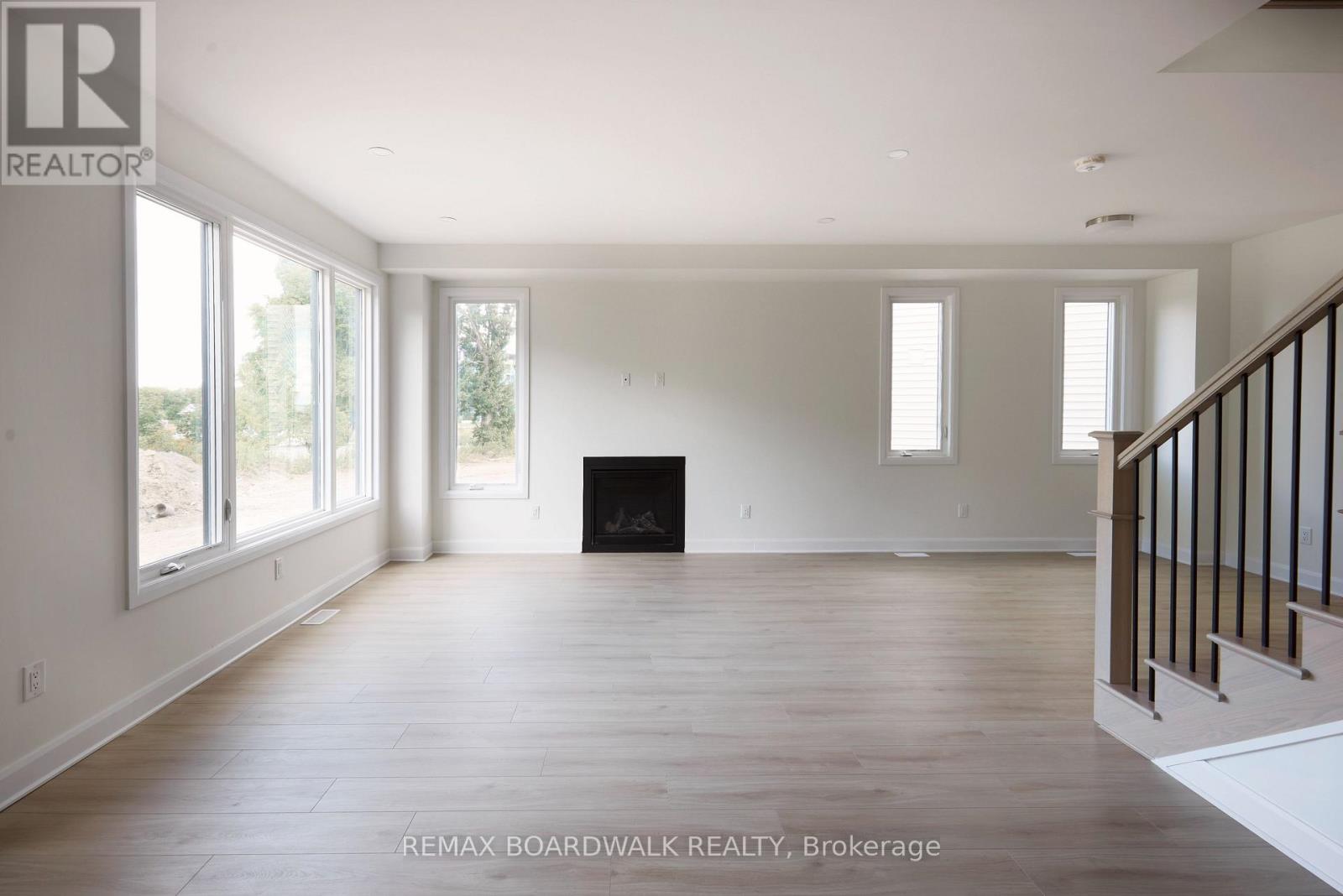 724 KENNY GORDON AVENUE - 6