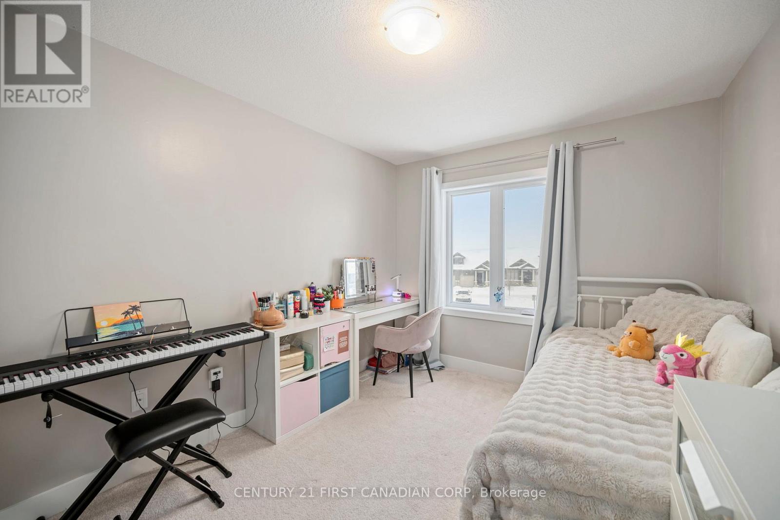 #36 1375 WHETHERFIELD STREET - 19