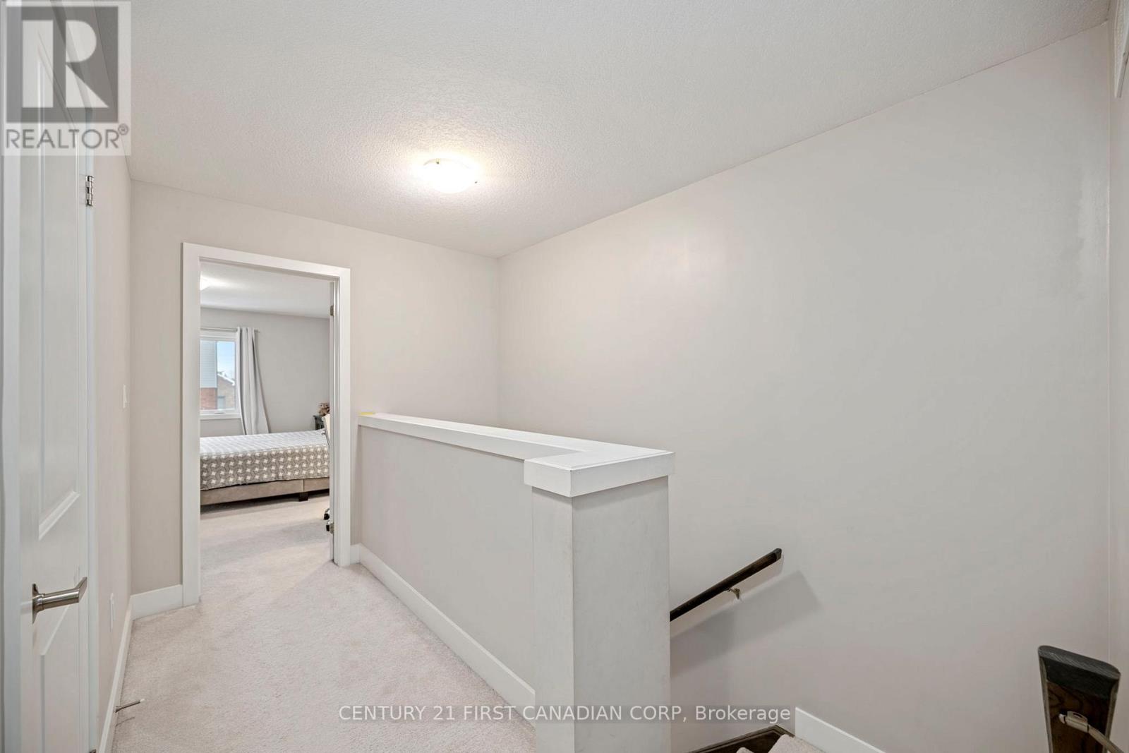 #36 1375 WHETHERFIELD STREET - 21