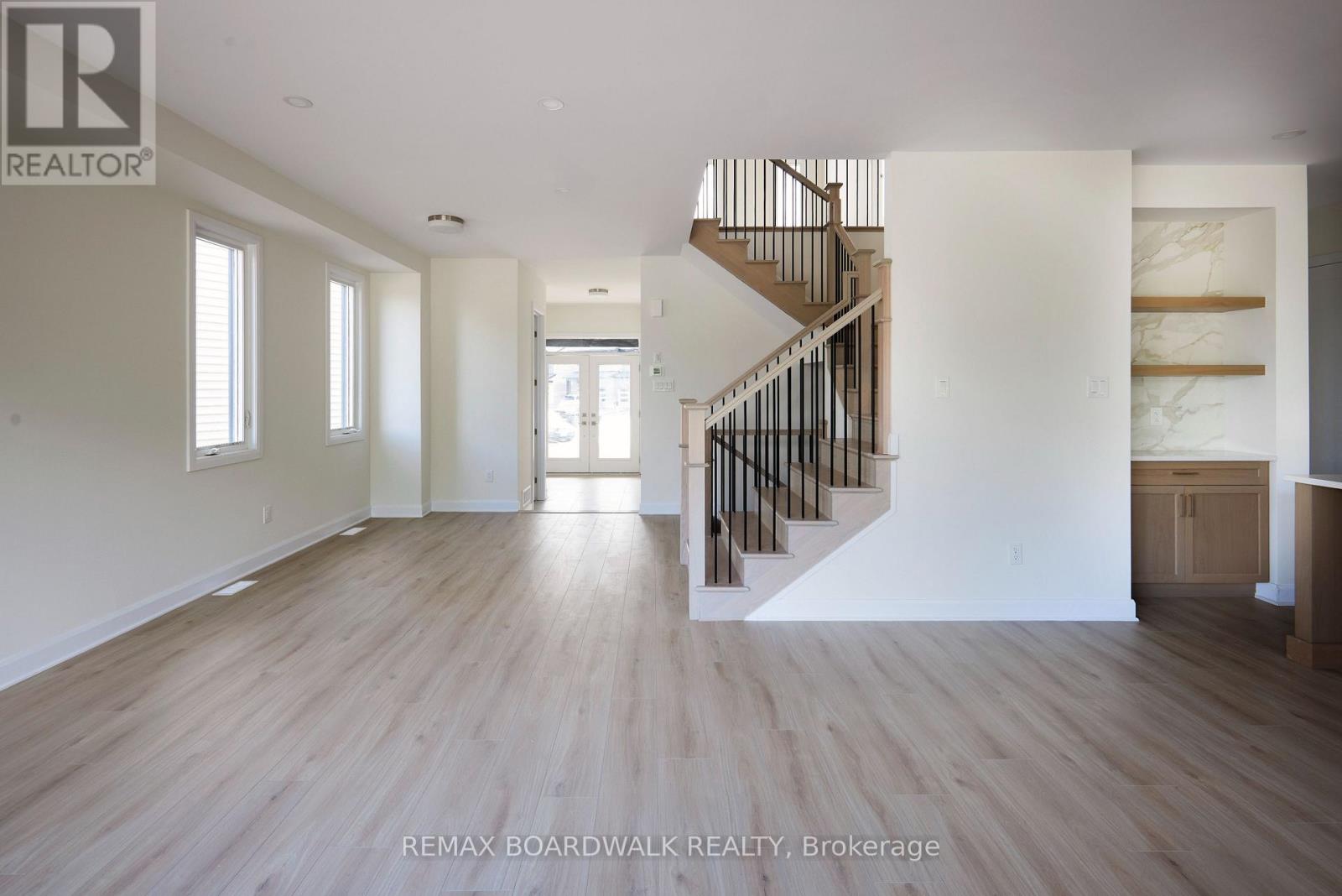 724 KENNY GORDON AVENUE - 5