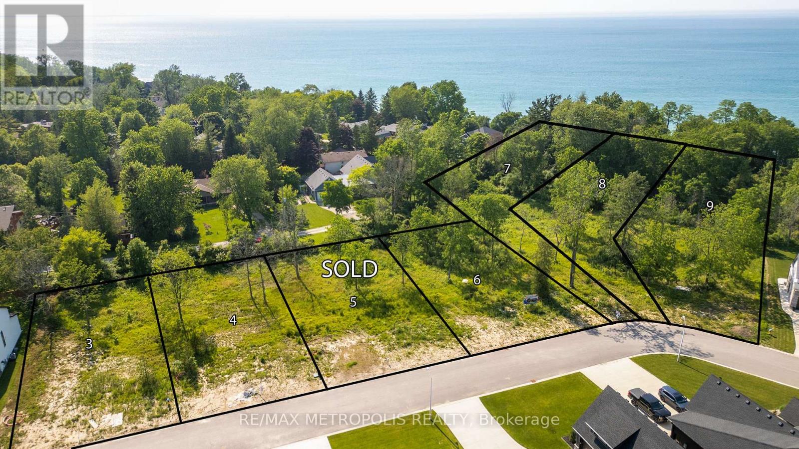 7081 BLUE COAST HEIGHTS